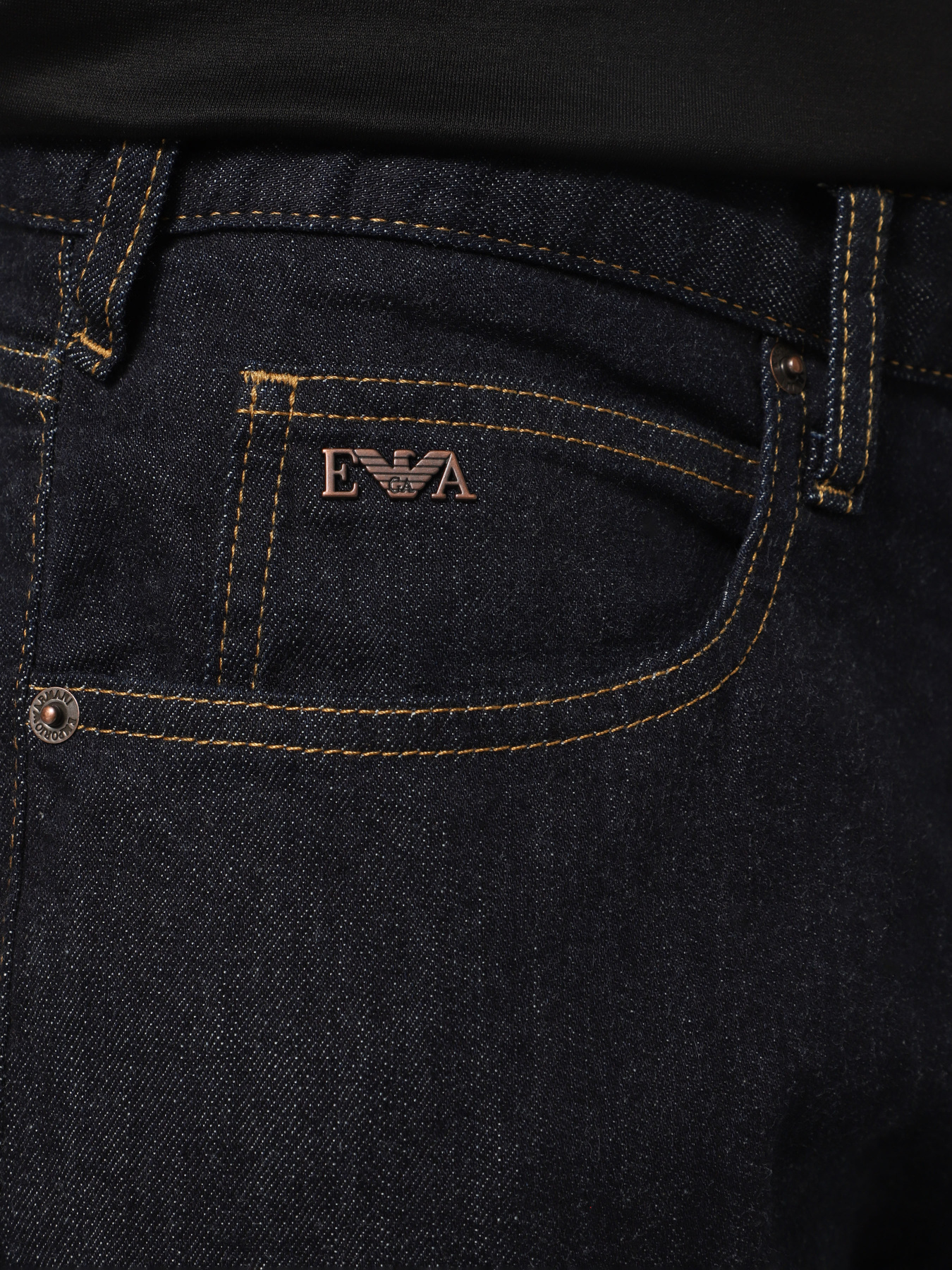 Прямые джинсы Emporio Armani модель EM001370-AF14116-MB001 Фото