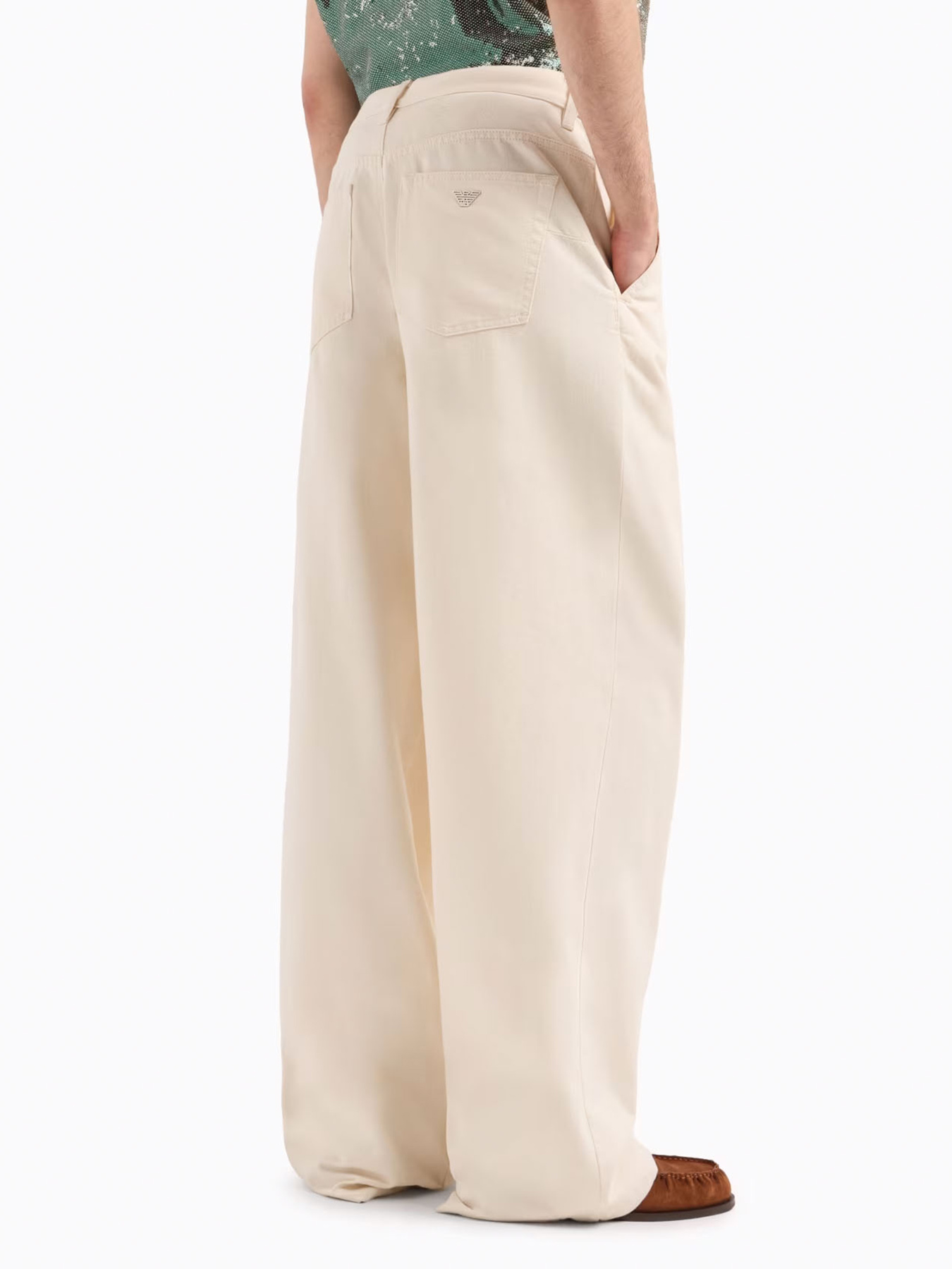 Широкие джинсы Emporio Armani модель EM001673-AF15210-U1109 Фото