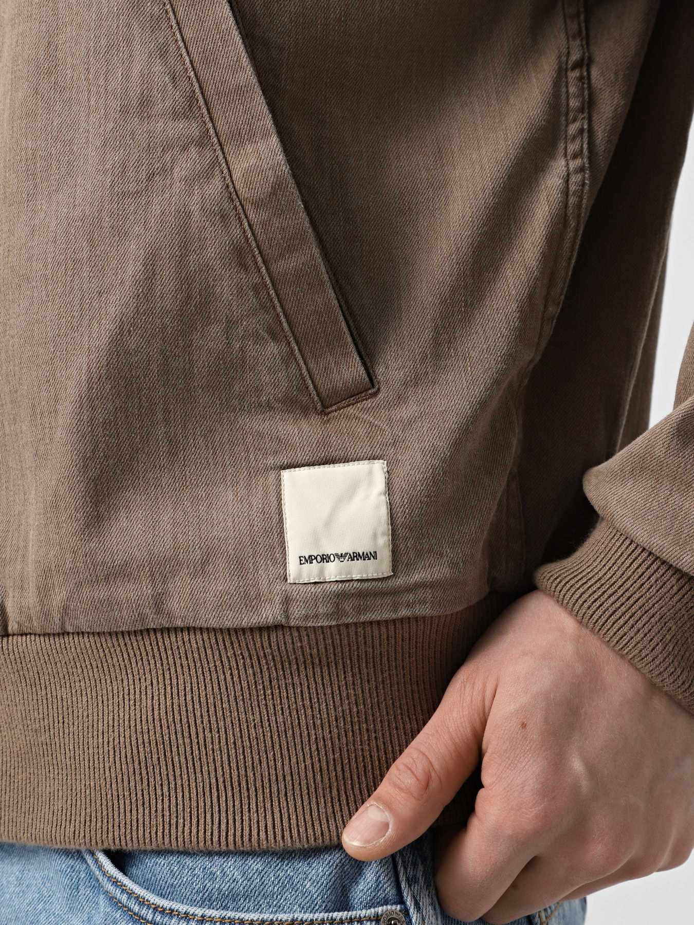 Демісезонна куртка Emporio Armani Armani Sustainable модель EM001712-AF13012-U6192 Фото