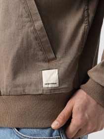 Демісезонна куртка Emporio Armani Armani Sustainable модель EM001712-AF13012-U6192 Фото