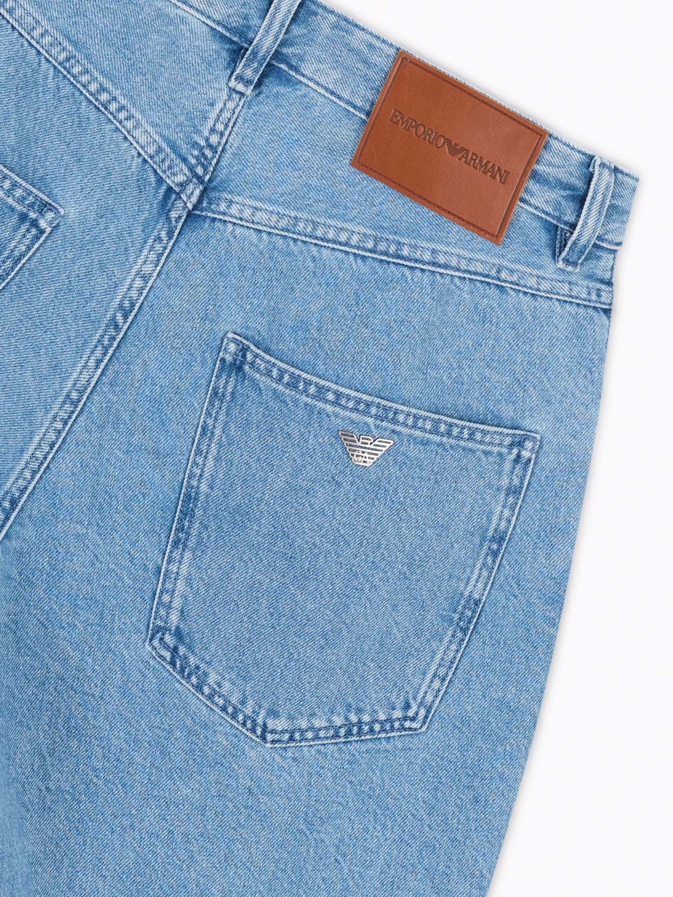 Джинсові шорти Emporio Armani модель EM001723-AF13269-MB002 Джинсові шорти Emporio Armani модель EM001723-AF13269-MB002 Фото