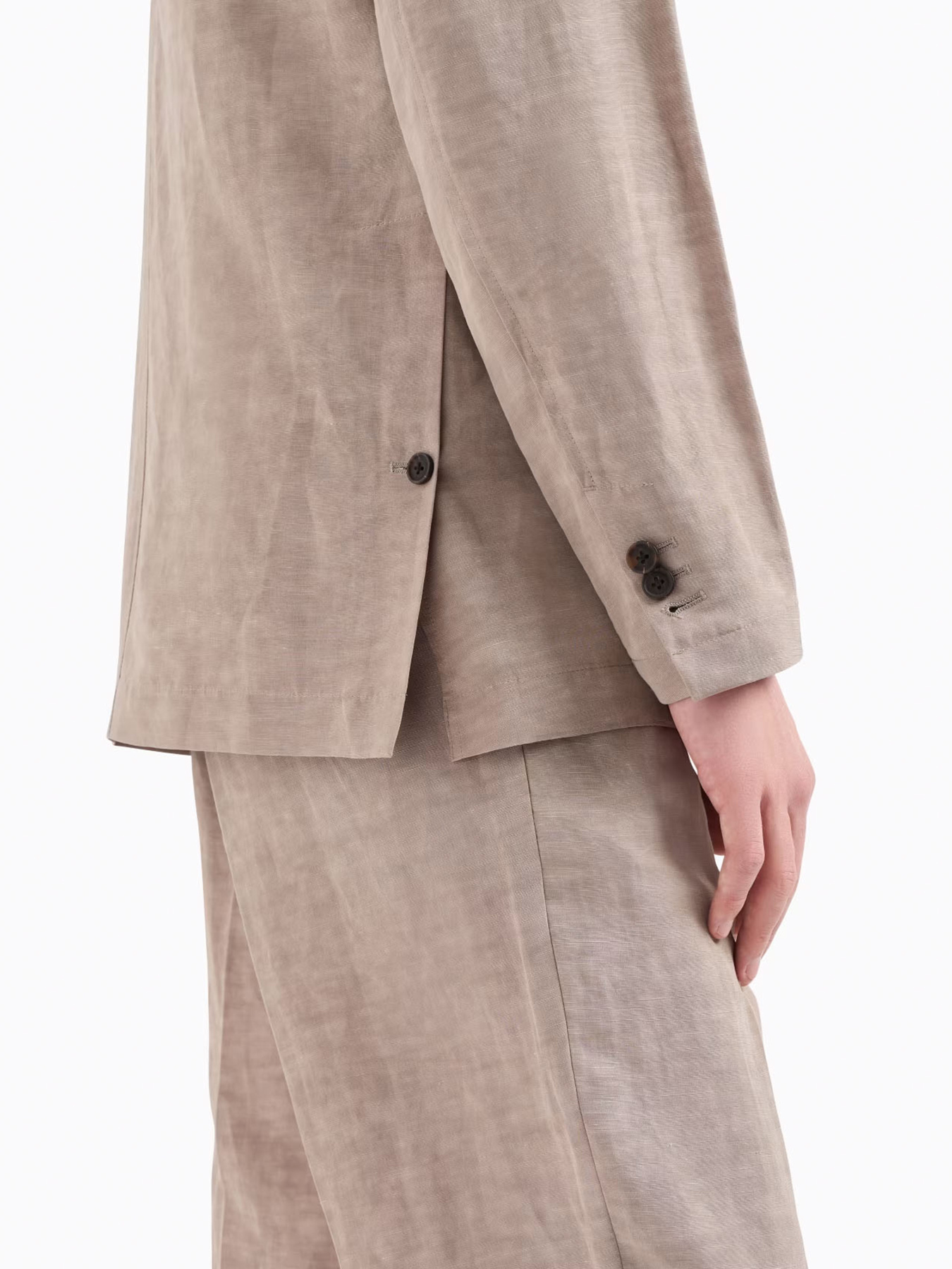 Блейзер Emporio Armani модель EM001767-AF13812-U6167 Фото