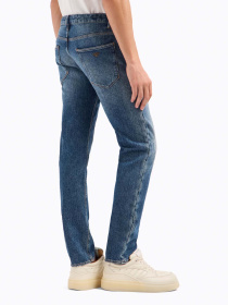 Завужені джинси Emporio Armani модель EM000121-AF13281-MB002 Завужені джинси Emporio Armani модель EM000121-AF13281-MB002 Фото