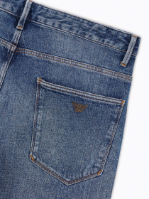 Завужені джинси Emporio Armani модель EM000121-AF13281-MB002 Завужені джинси Emporio Armani модель EM000121-AF13281-MB002 Фото