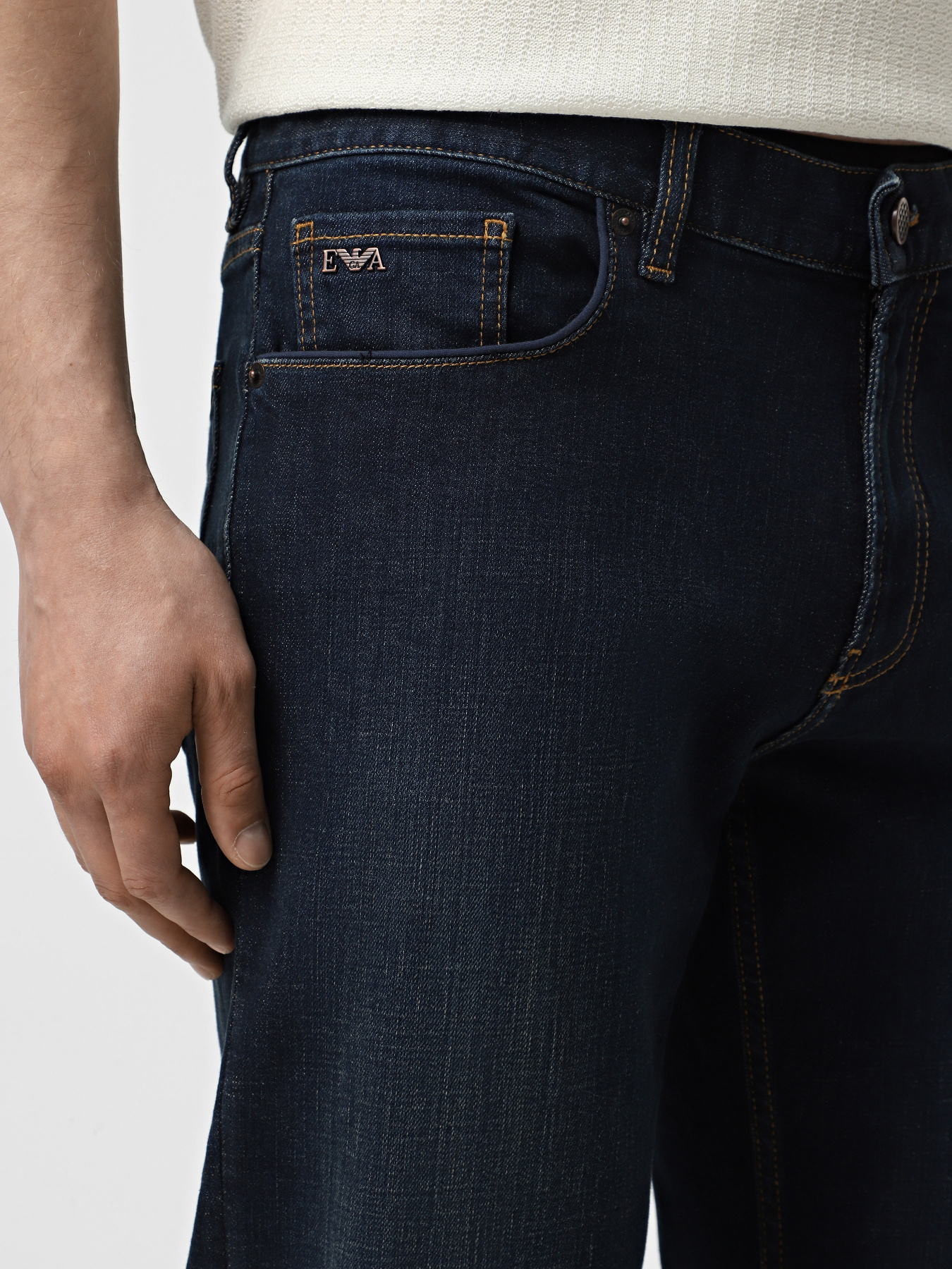 Прямі джинси Emporio Armani Модель EM000763-AF13278-MB001 Фото