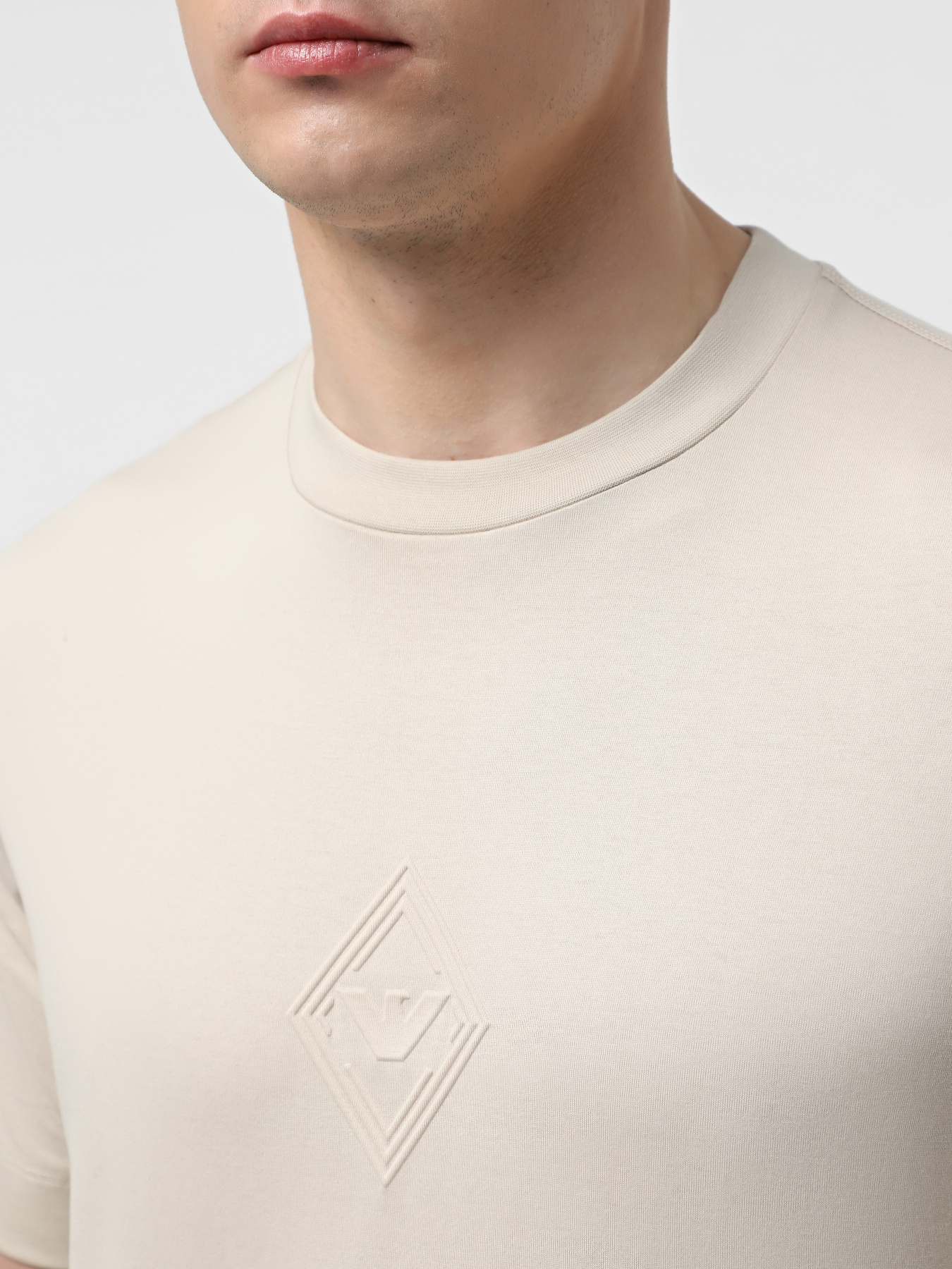 Футболка Emporio Armani модель EM001040-AF13669-U1098 Фото