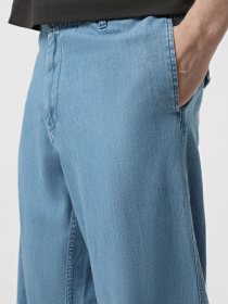 Широкие джинсы Emporio Armani Sustainable модель EM001249-AF13910-MB003 Фото