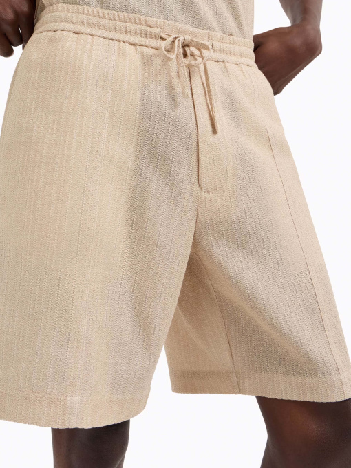 Шорты Emporio Armani модель EM001904-AF15552-F1086 Фото