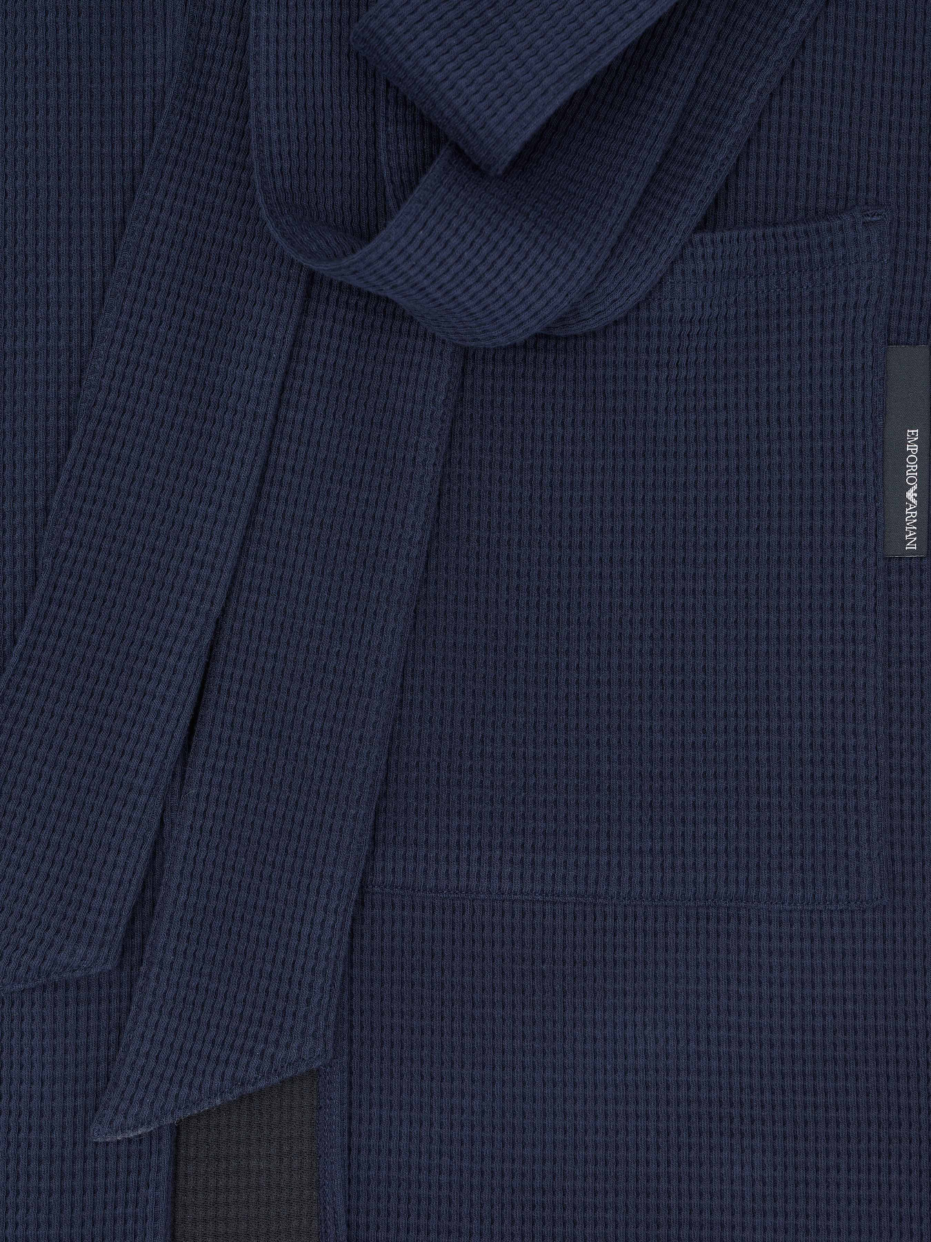 Халат Emporio Armani модель EM001214-AF10792-UB102 Халат Emporio Armani модель EM001214-AF10792-UB102 Фото