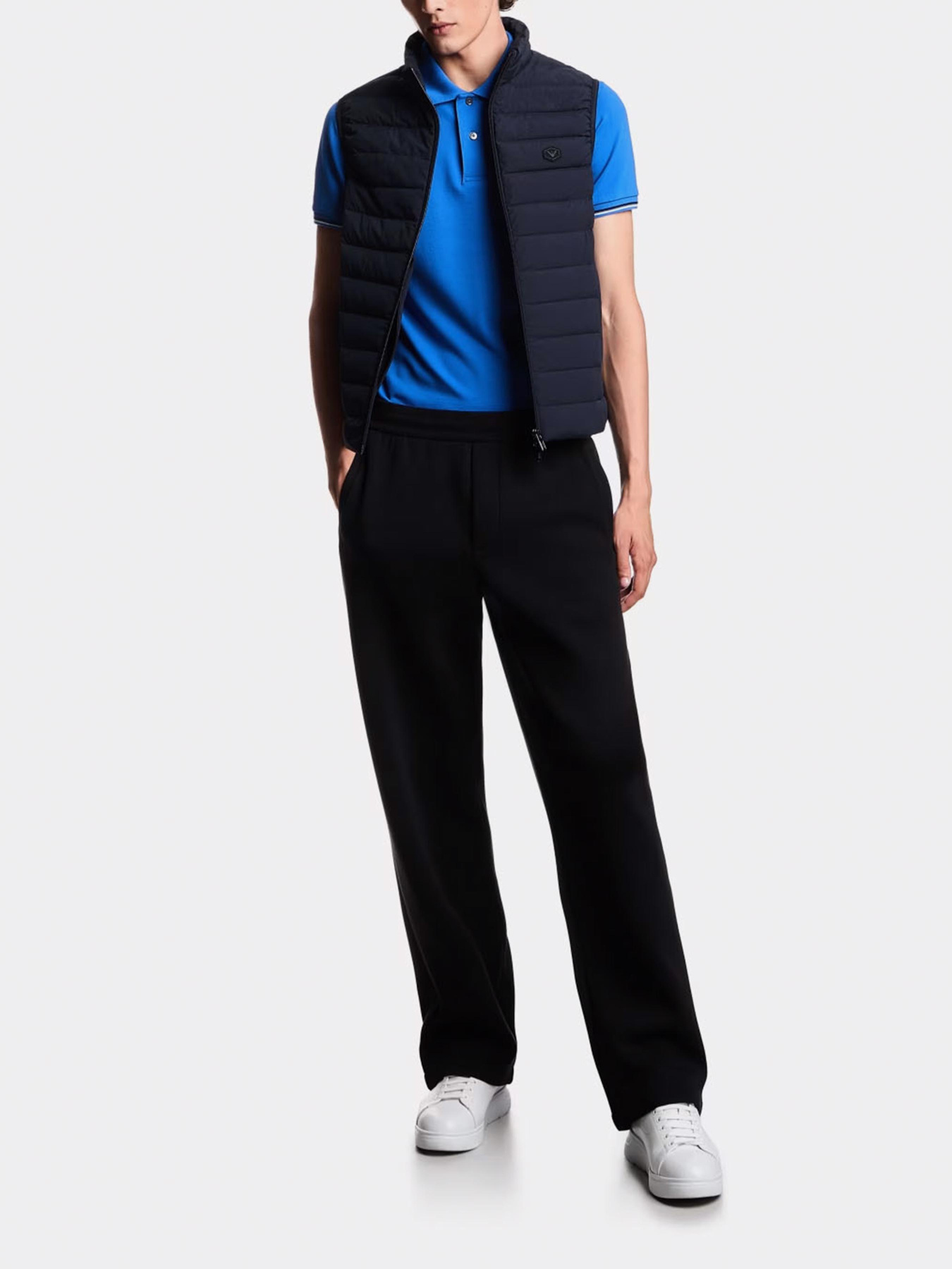 Жилет Emporio Armani модель 8N1BQ1-1NLRZ-0920 Фото