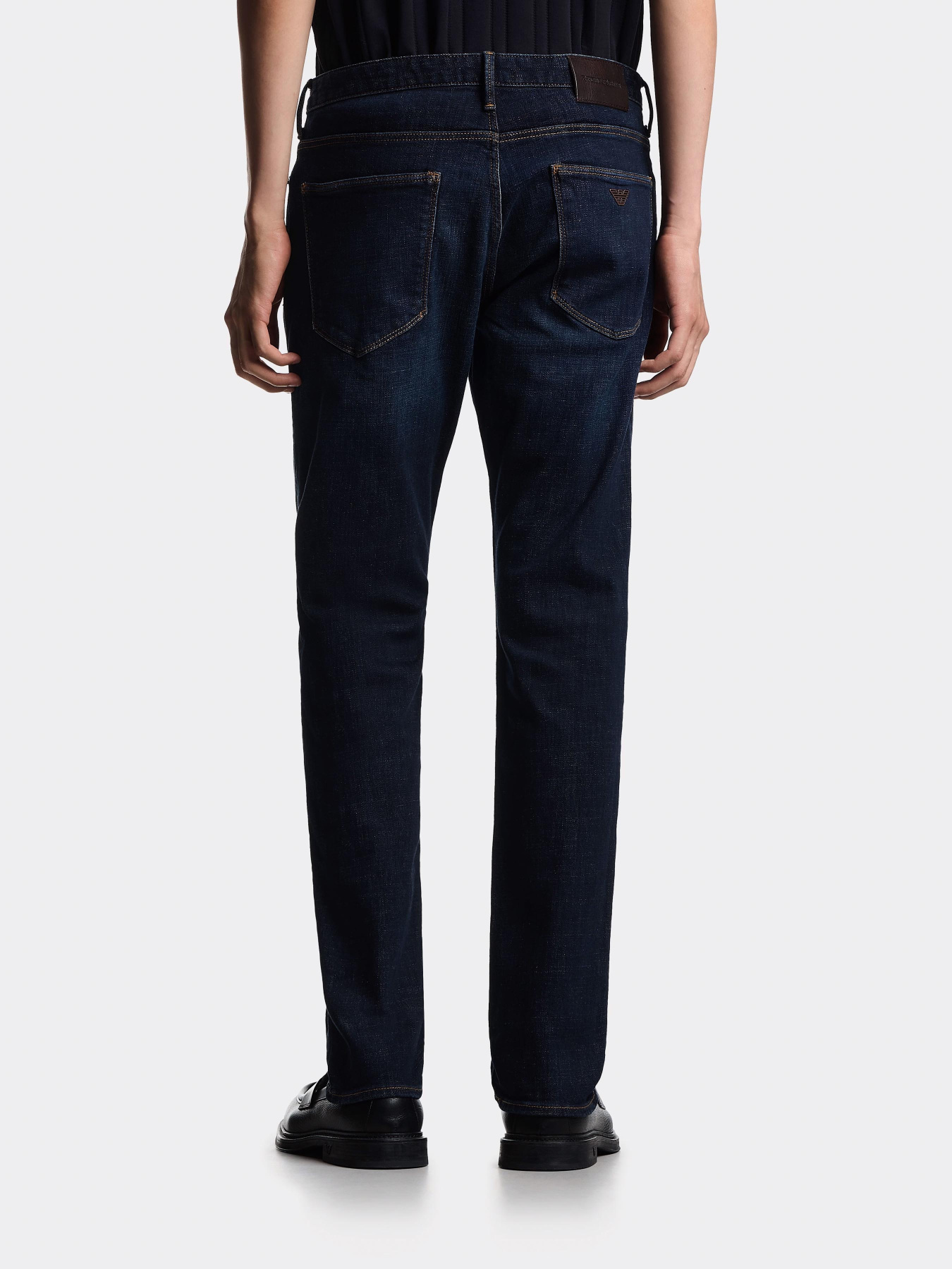 Прямі джинси Emporio Armani Модель EM000121-AF17746-MB001 Фото
