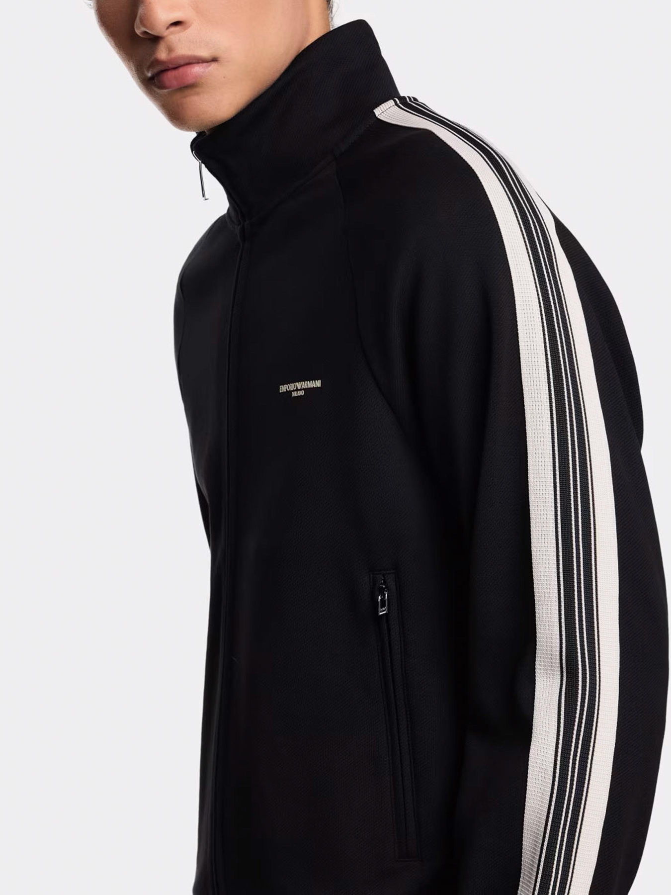 Кофта Emporio Armani модель EM002872-AF13488-UC001 Фото