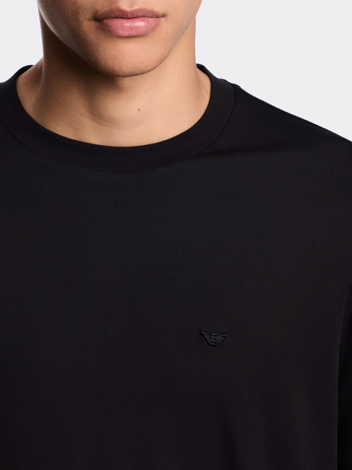 Футболка Emporio Armani модель EM002996-AF13721-UC001 Фото