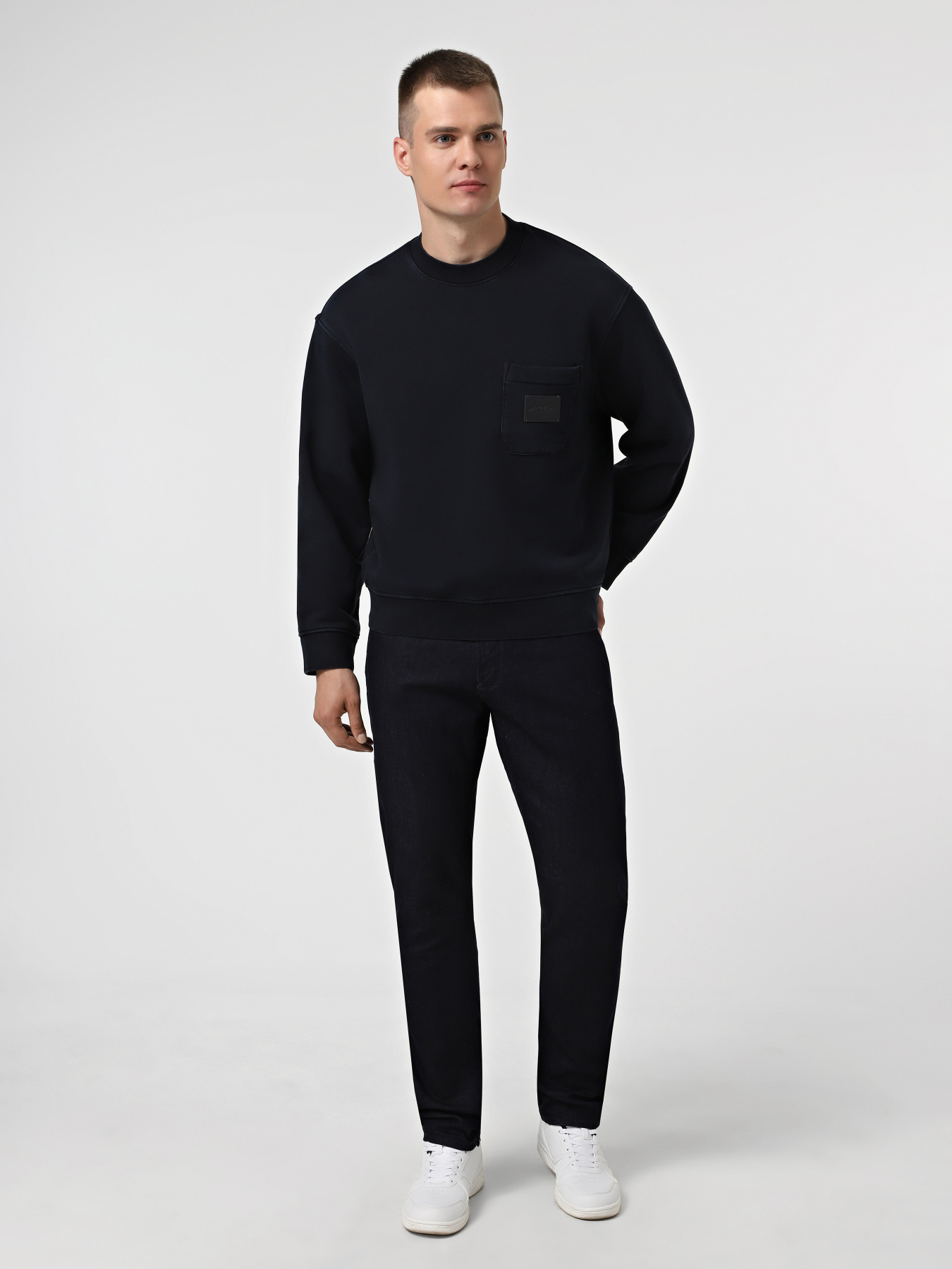 Свитшот Emporio Armani модель EM003428-AF13713-UB118 Фото