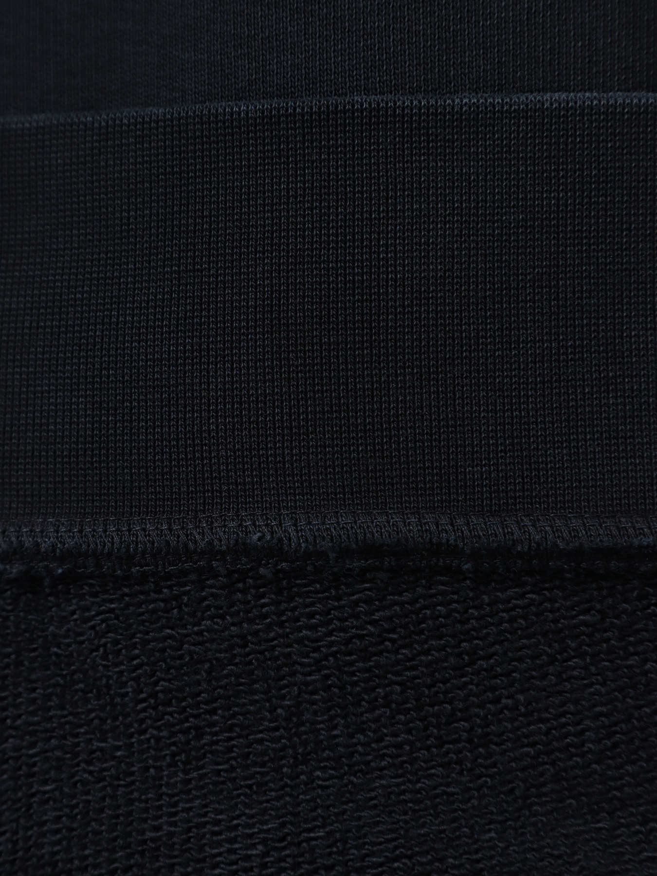 Свитшот Emporio Armani модель EM003428-AF13713-UB118 Фото