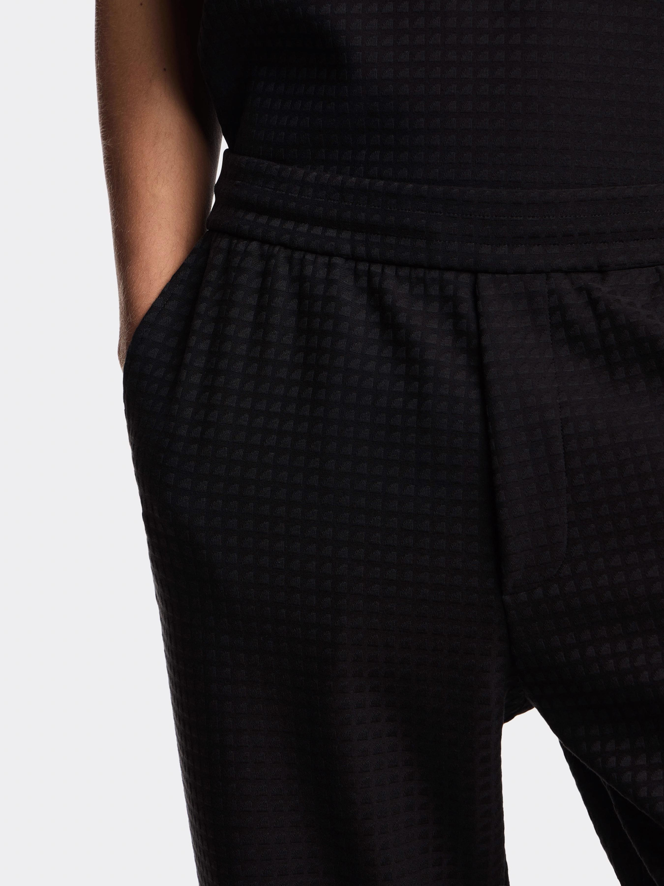 Штаны спортивные Emporio Armani модель EM003443-AF13700-FC231 Фото