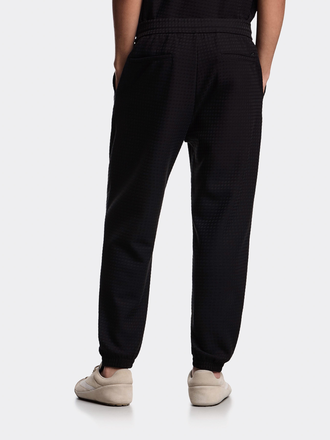 Штаны спортивные Emporio Armani модель EM003443-AF13700-FC231 Фото