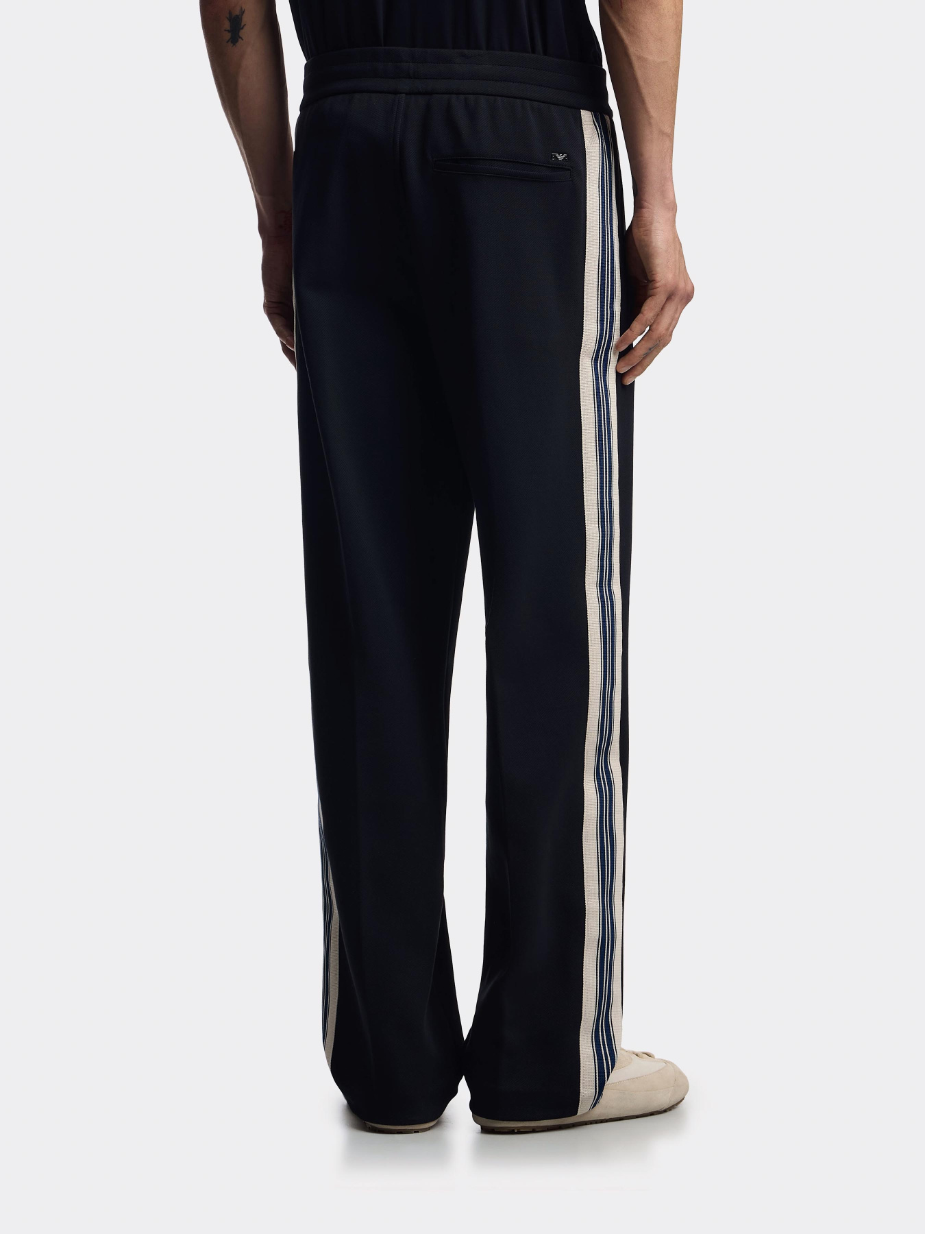 Штаны спортивные Emporio Armani модель EM002873-AF13488-UB118 Фото