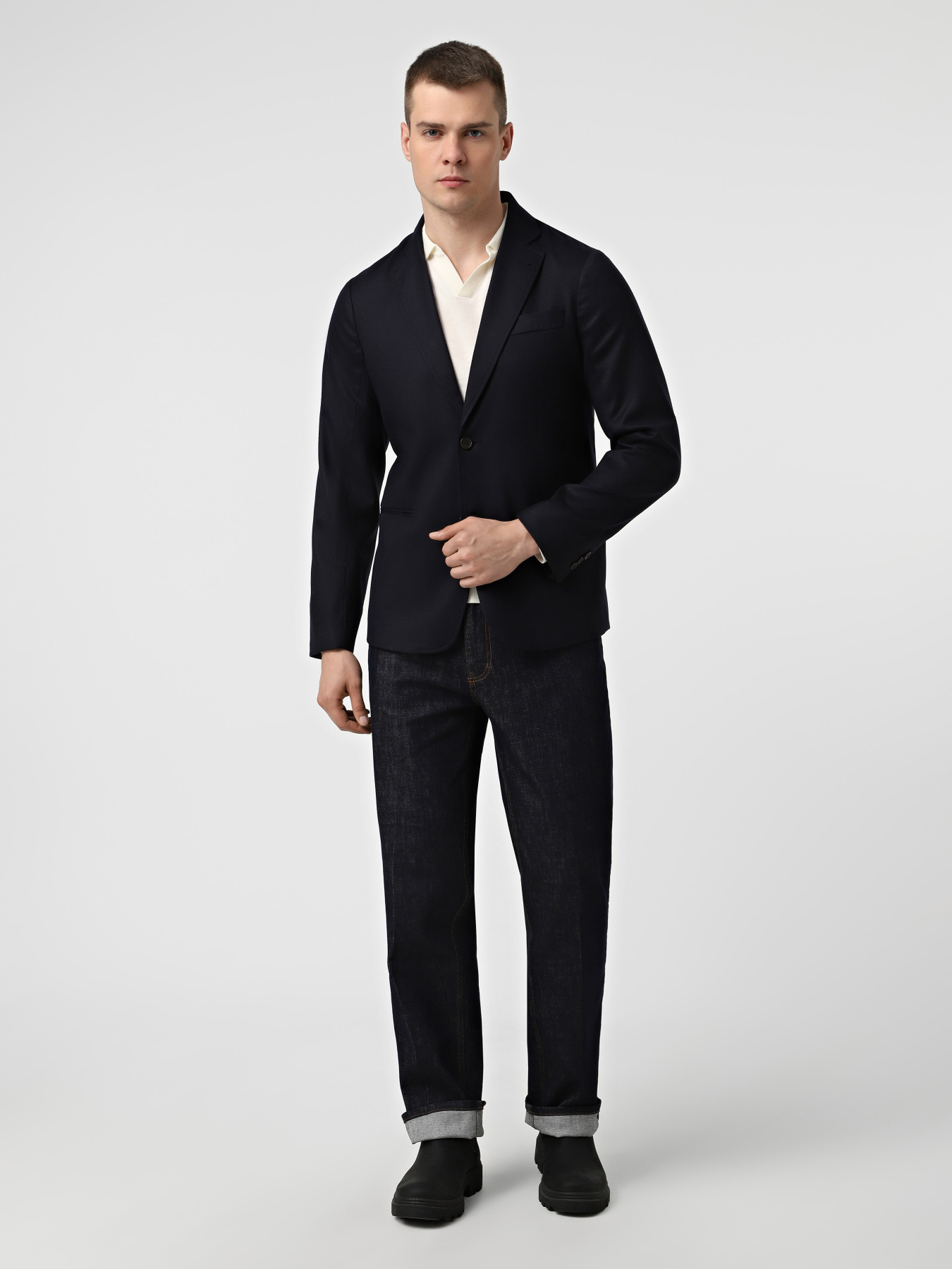 Блейзер Emporio Armani модель EM001012-AF18507-UB118 Блейзер Emporio Armani модель EM001012-AF18507-UB118 Фото