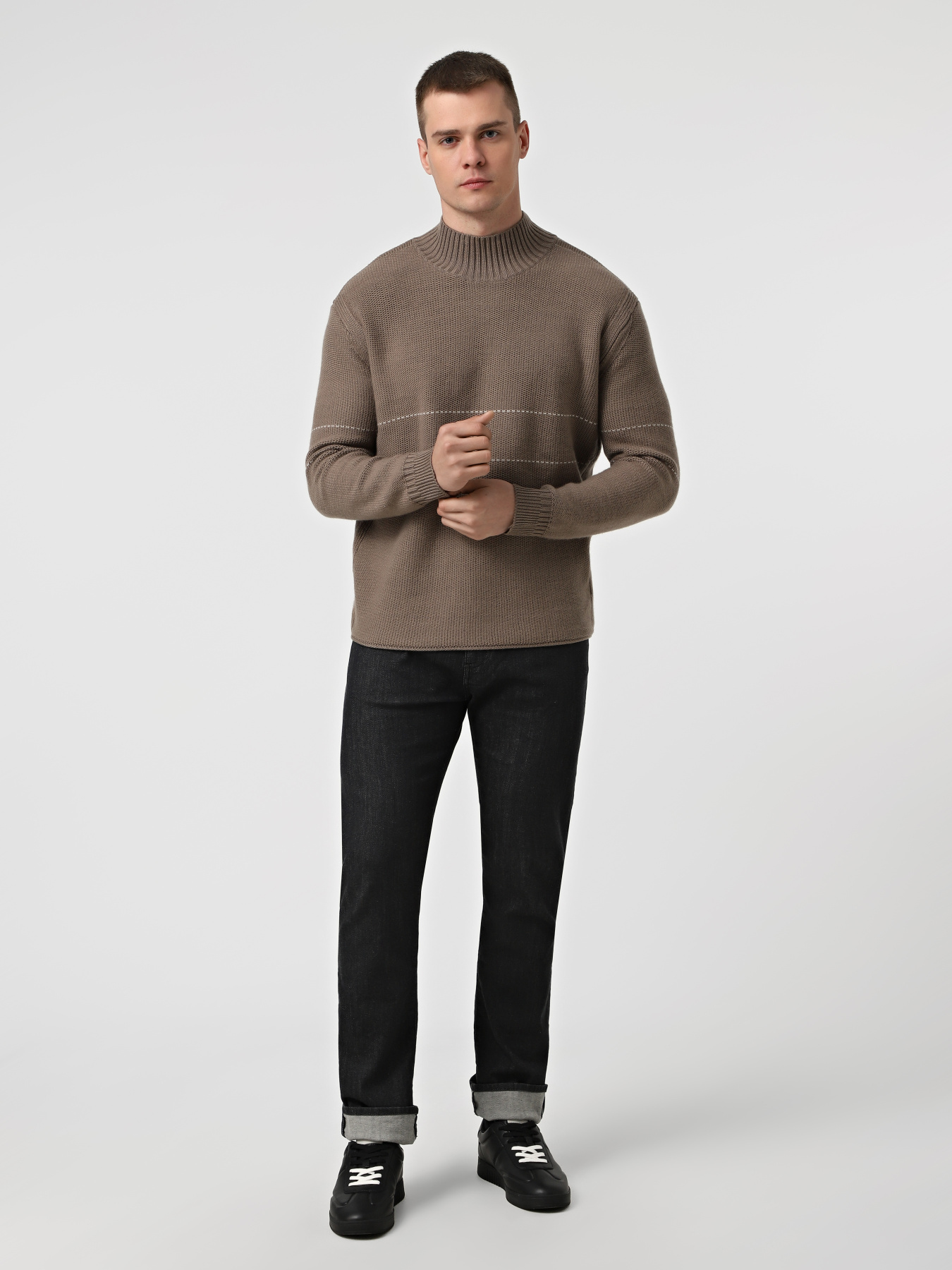 Прямые джинсы Emporio Armani модель EM001370-AF14116-MC002 Фото