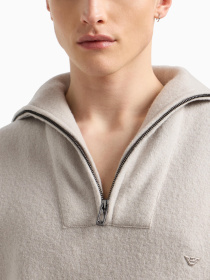 Джемпер Emporio Armani модель EM002052-AF18104-U8140 Фото