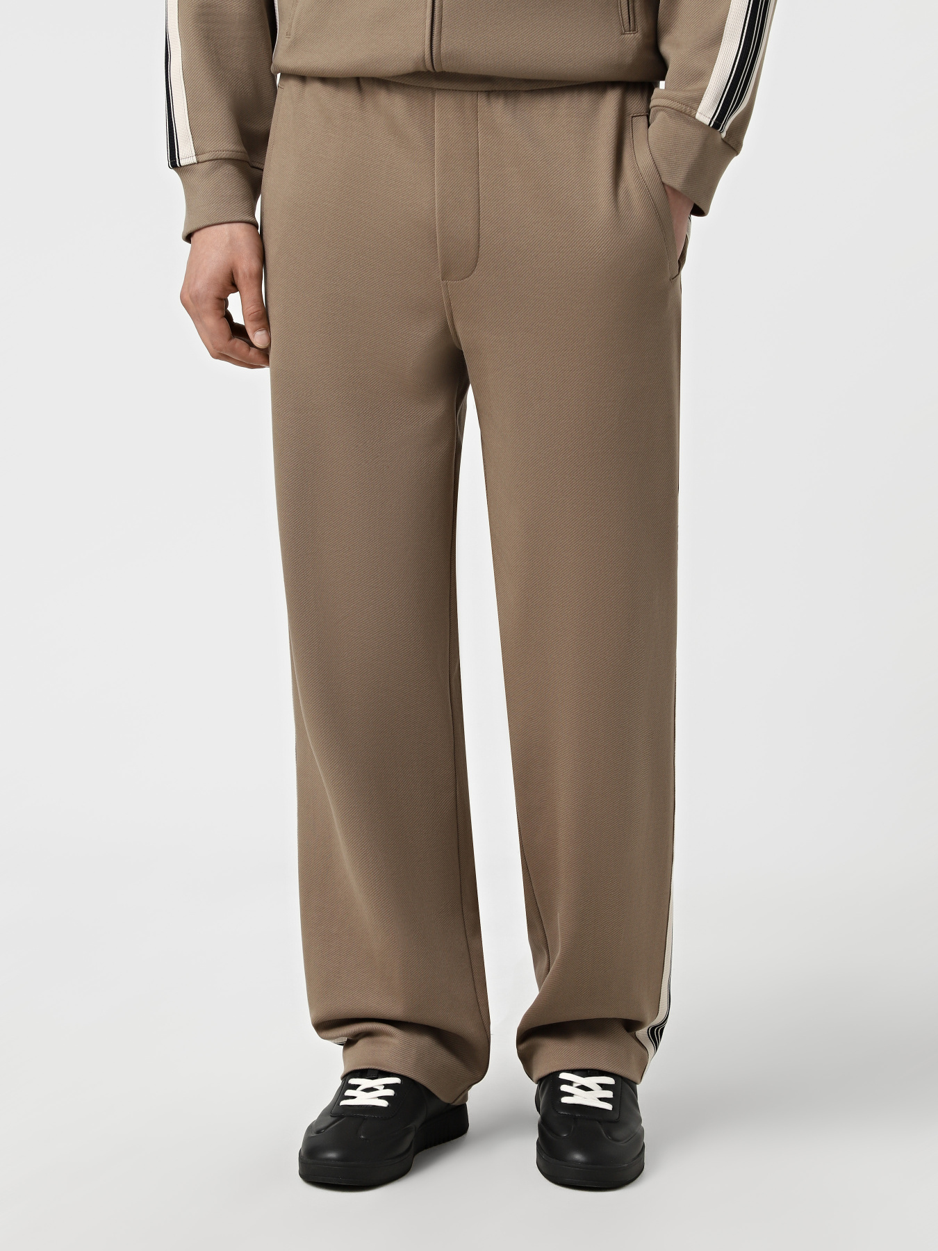 Кофта Emporio Armani модель EM002872-AF13488-U6189 Фото