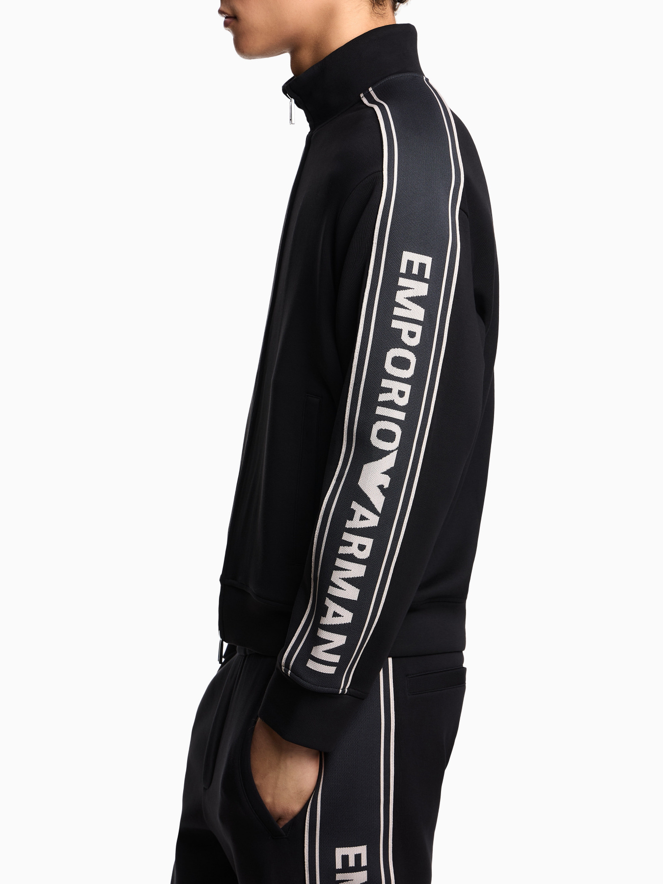 Кофта Emporio Armani модель EM002913-AF10013-UC001 Фото