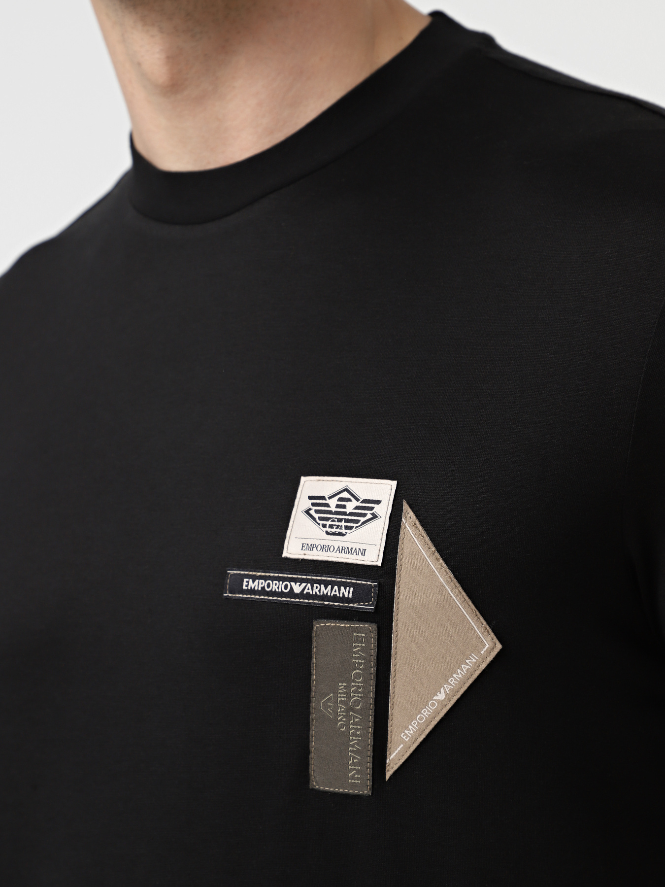 Футболка Emporio Armani модель EM002959-AF18312-UC001 Фото