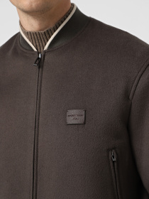 Бомбер Emporio Armani модель EM003049-AF18229-U8112 Фото