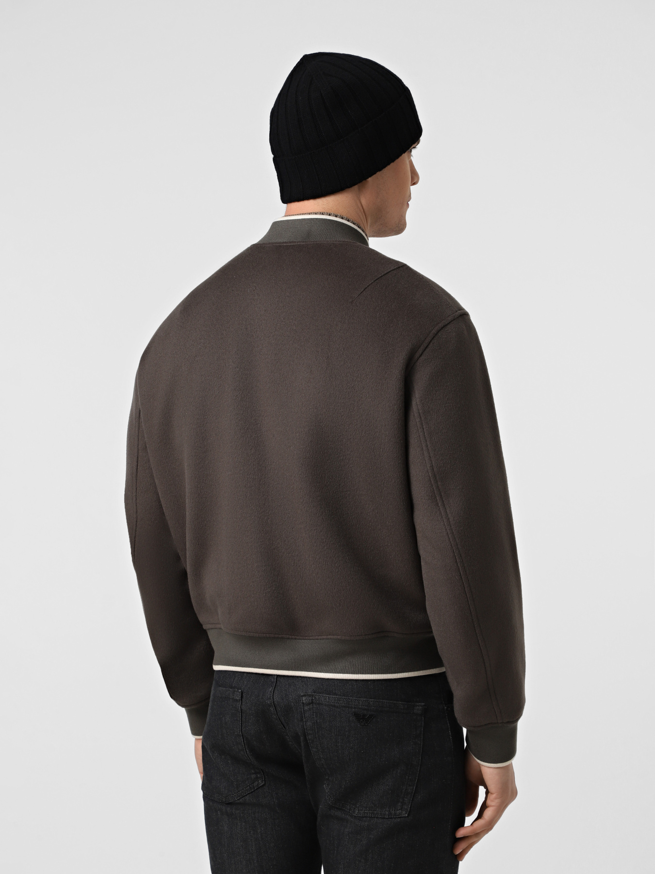 Бомбер Emporio Armani модель EM003049-AF18229-U8112 Фото