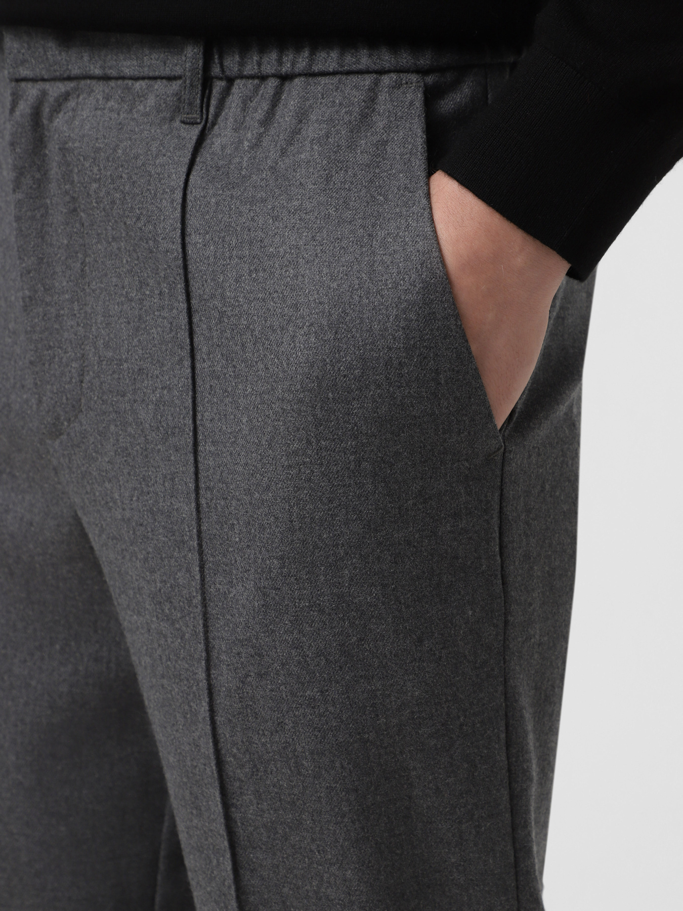 Классические штаны Emporio Armani модель EM003669-AF18507-O8019 Фото