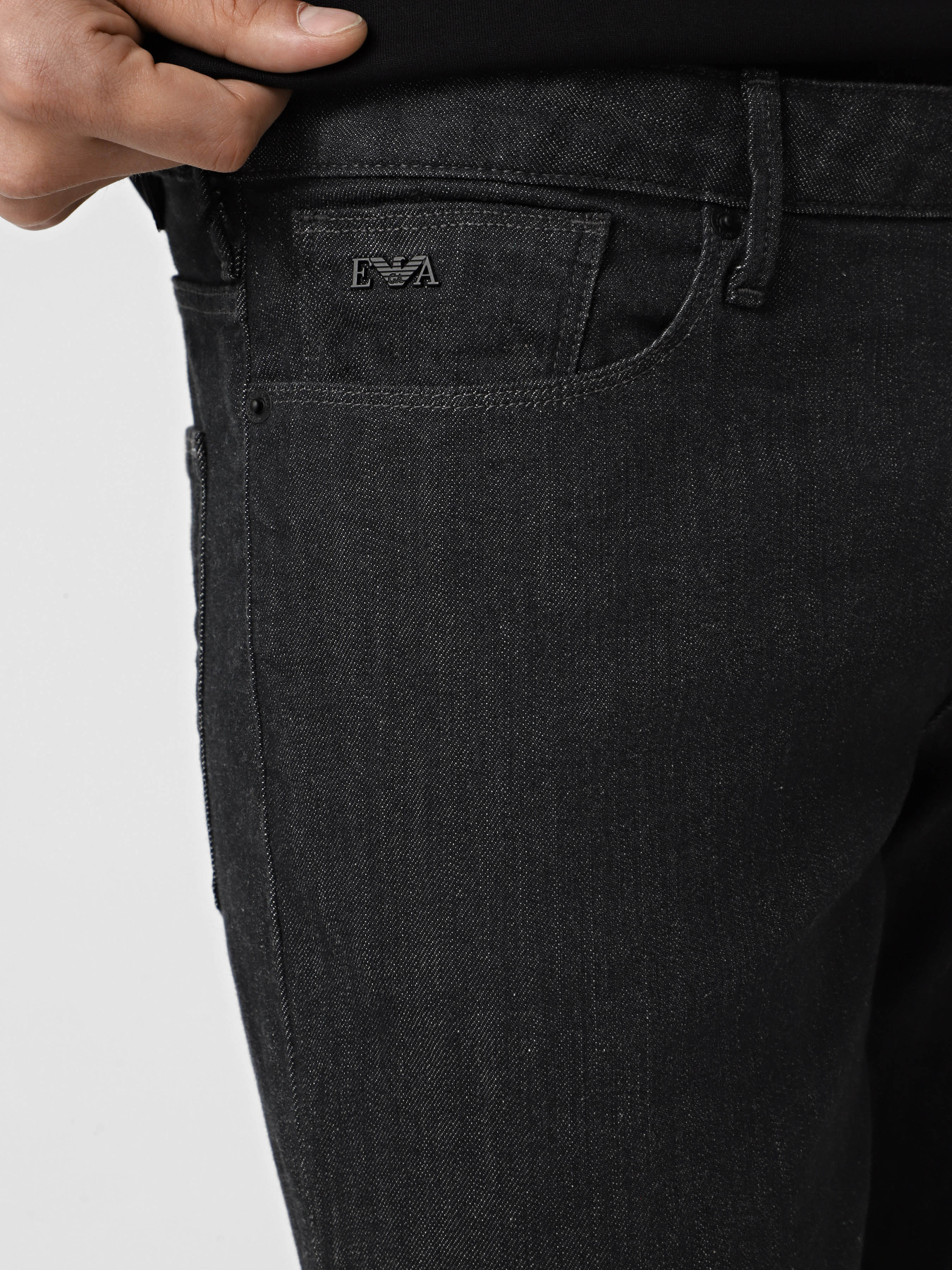 Прямые джинсы Emporio Armani модель EM000121-AF14116-MC002 Фото