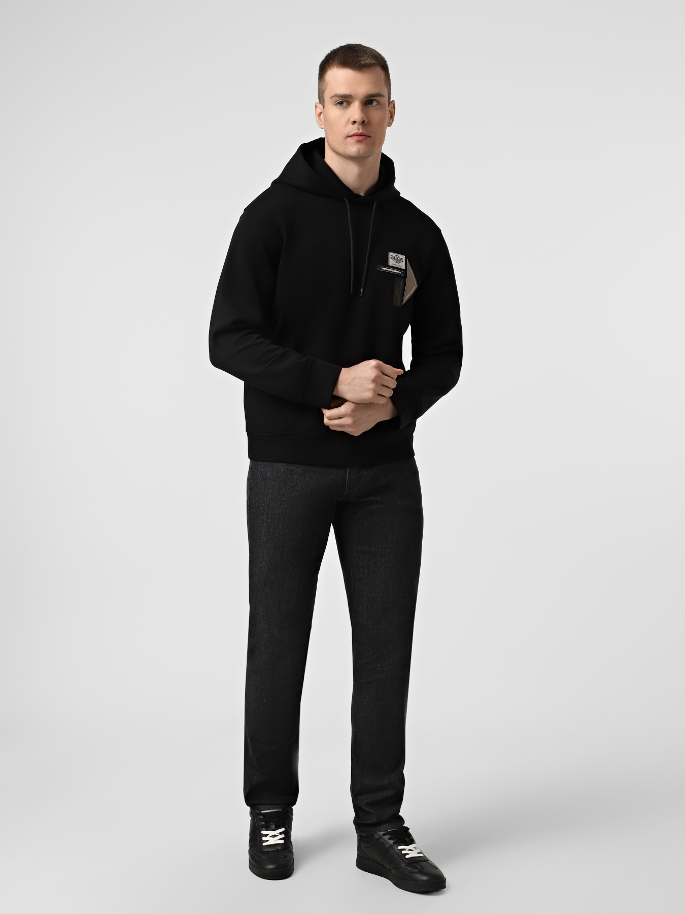 Прямые джинсы Emporio Armani модель EM000121-AF14116-MC002 Прямые джинсы Emporio Armani модель EM000121-AF14116-MC002 Фото