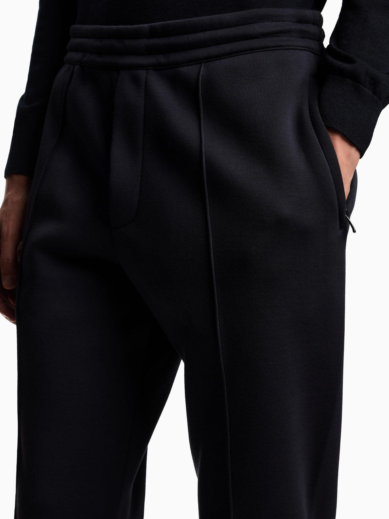 Повседневные штаны Emporio Armani модель EM003051-AF17545-UB118 Повседневные штаны Emporio Armani модель EM003051-AF17545-UB118 Фото