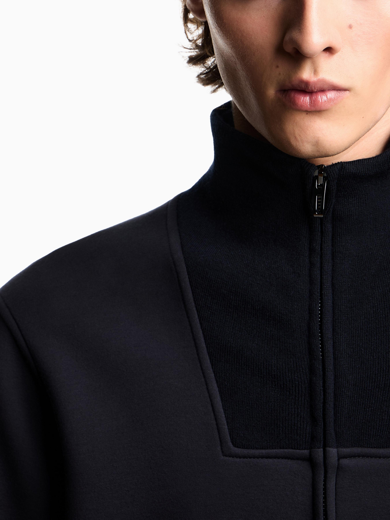 Кофта Emporio Armani модель EM003053-AF17545-UB118 Фото