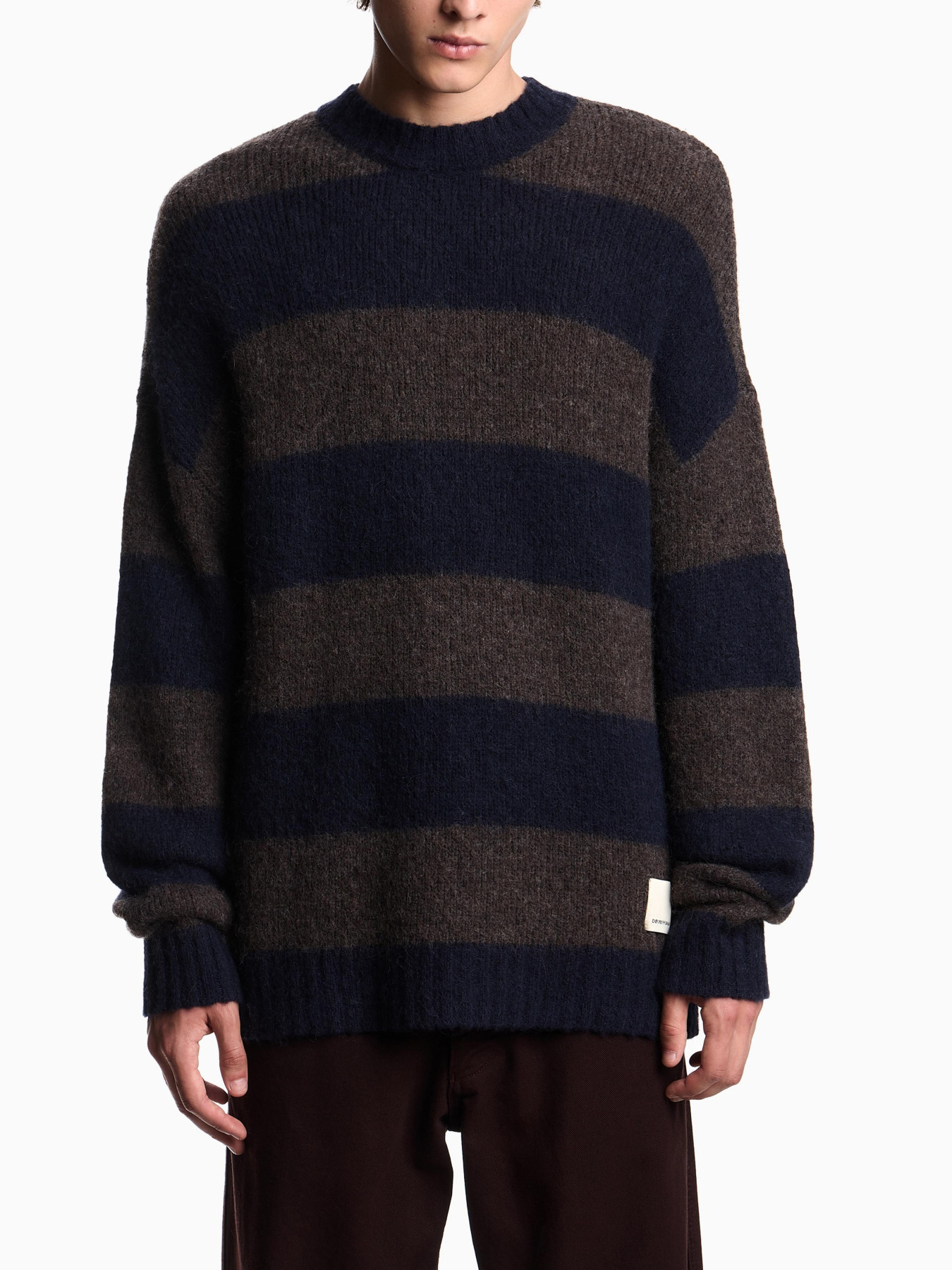 Джемпер Emporio Armani модель EM002495-AF16996-MB042 Фото