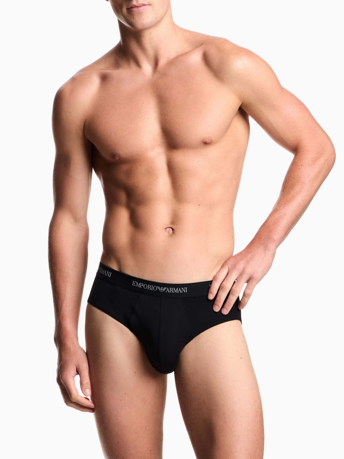 Набор трусов Emporio Armani модель EM000258-AF14132-MC061 Фото