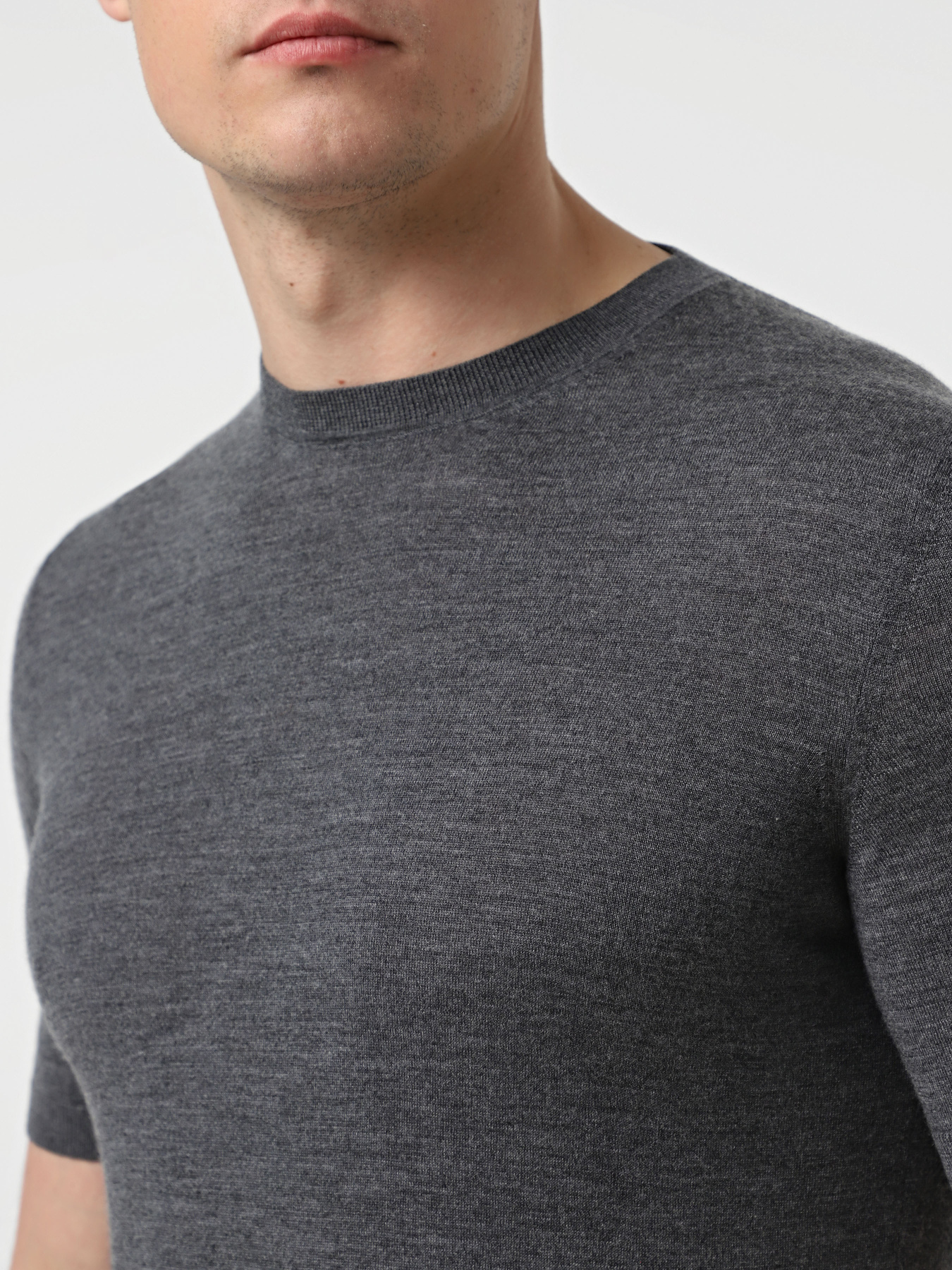 Футболка Emporio Armani модель EM003891-AF18630-O8009 Фото