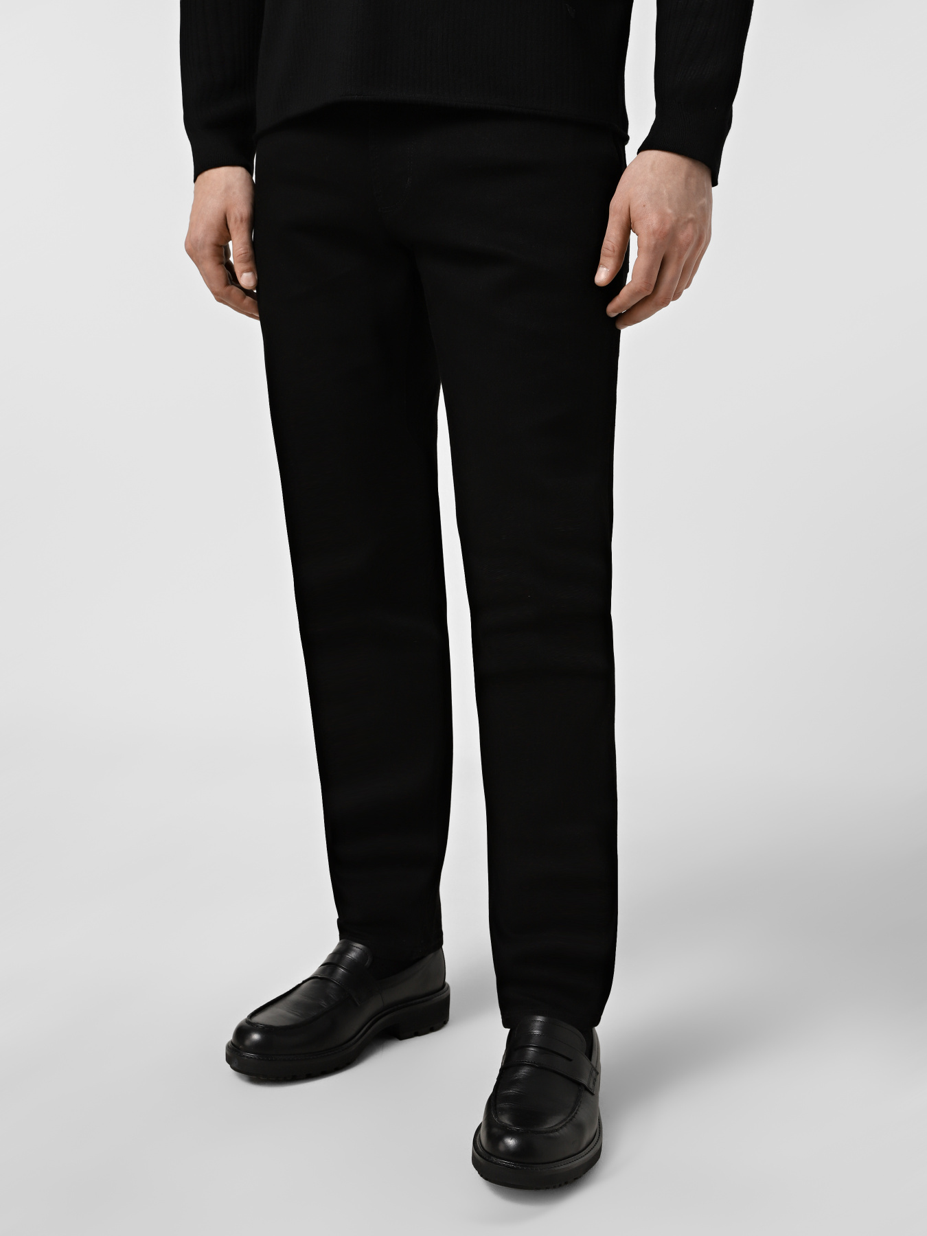 Зауженные джинсы Emporio Armani модель EM000121-AF19595-MC002 Фото