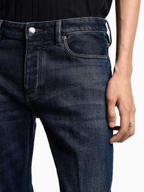 Зауженные джинсы Emporio Armani модель EM000668-AF17810-MB001 Фото