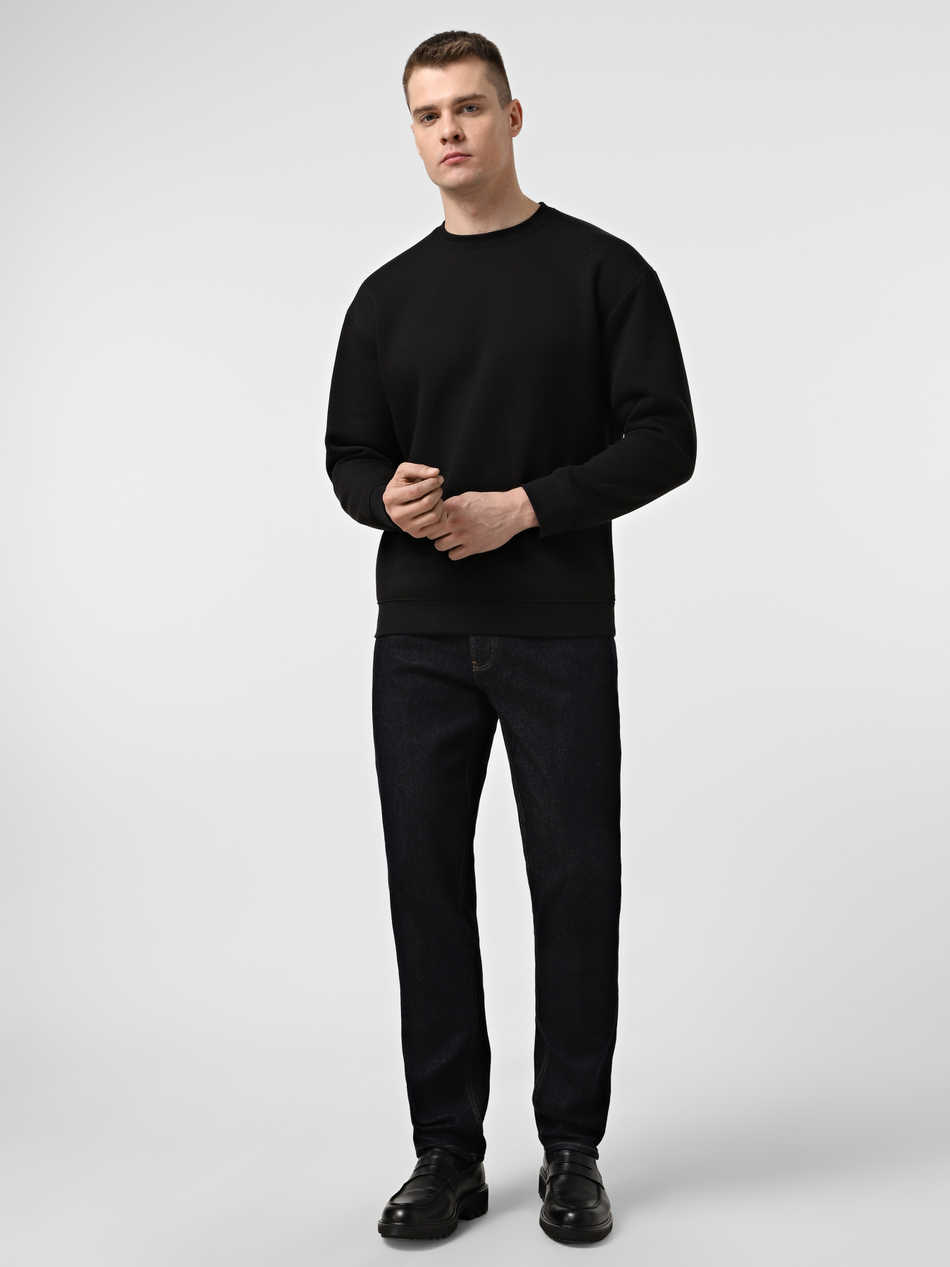 Завужені джинси Emporio Armani модель EM000668-AF19390-MB001 Фото