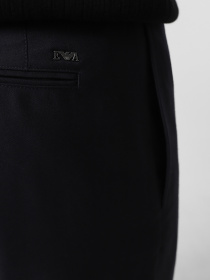 Брюки классические Emporio Armani модель EM001505-AF18078-UB118 Фото