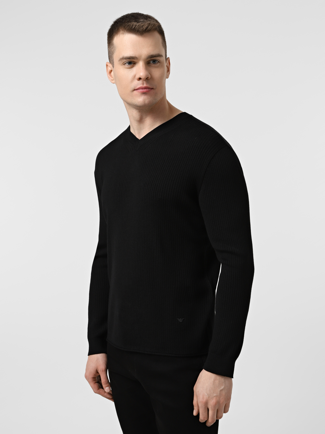 Джемпер Emporio Armani модель EM002072-AF18108-UC001 Фото