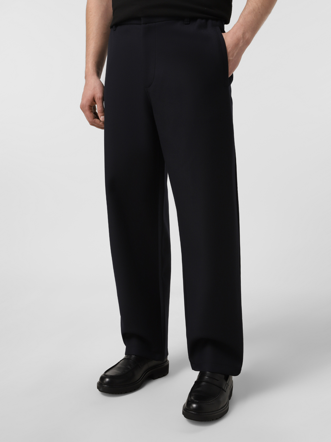 Класичні штани Emporio Armani модель EM002880-AF18314-UB118 Фото