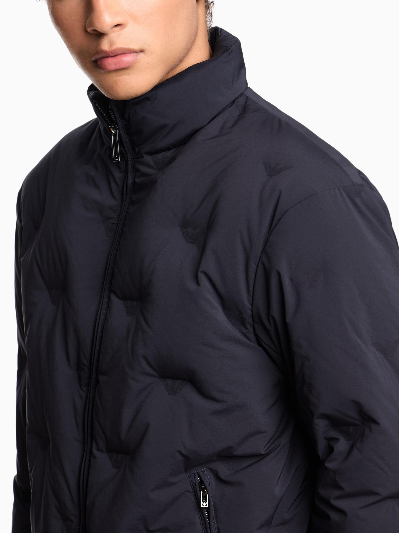 Зимняя куртка Emporio Armani модель EM003045-AF18232-UB118 Фото