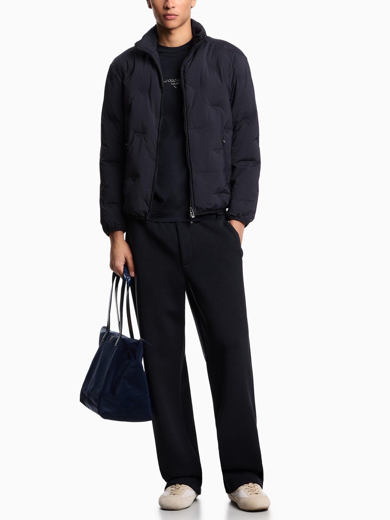 Зимняя куртка Emporio Armani модель EM003045-AF18232-UB118 Фото