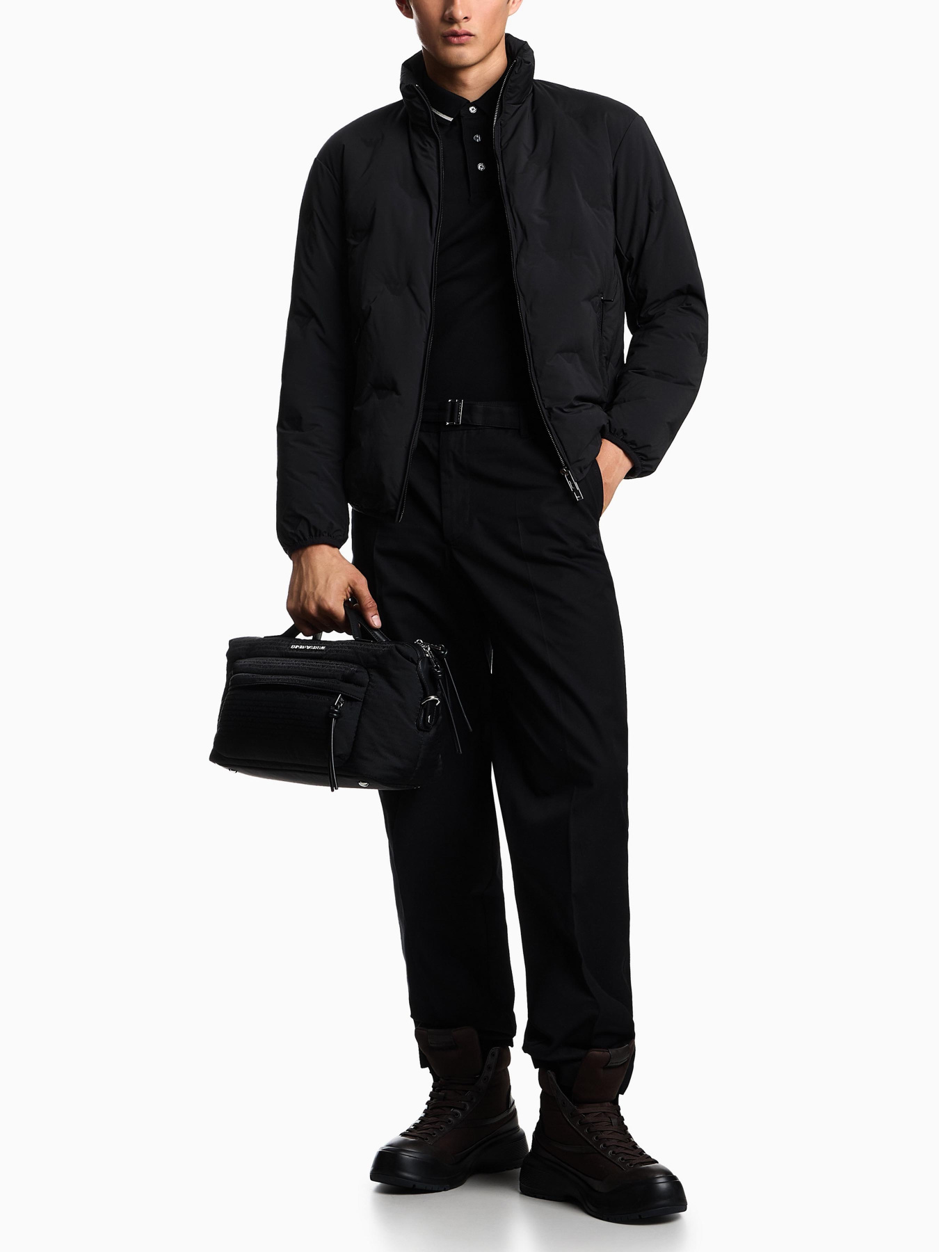 Зимняя куртка Emporio Armani модель EM003045-AF18232-UC001 Фото