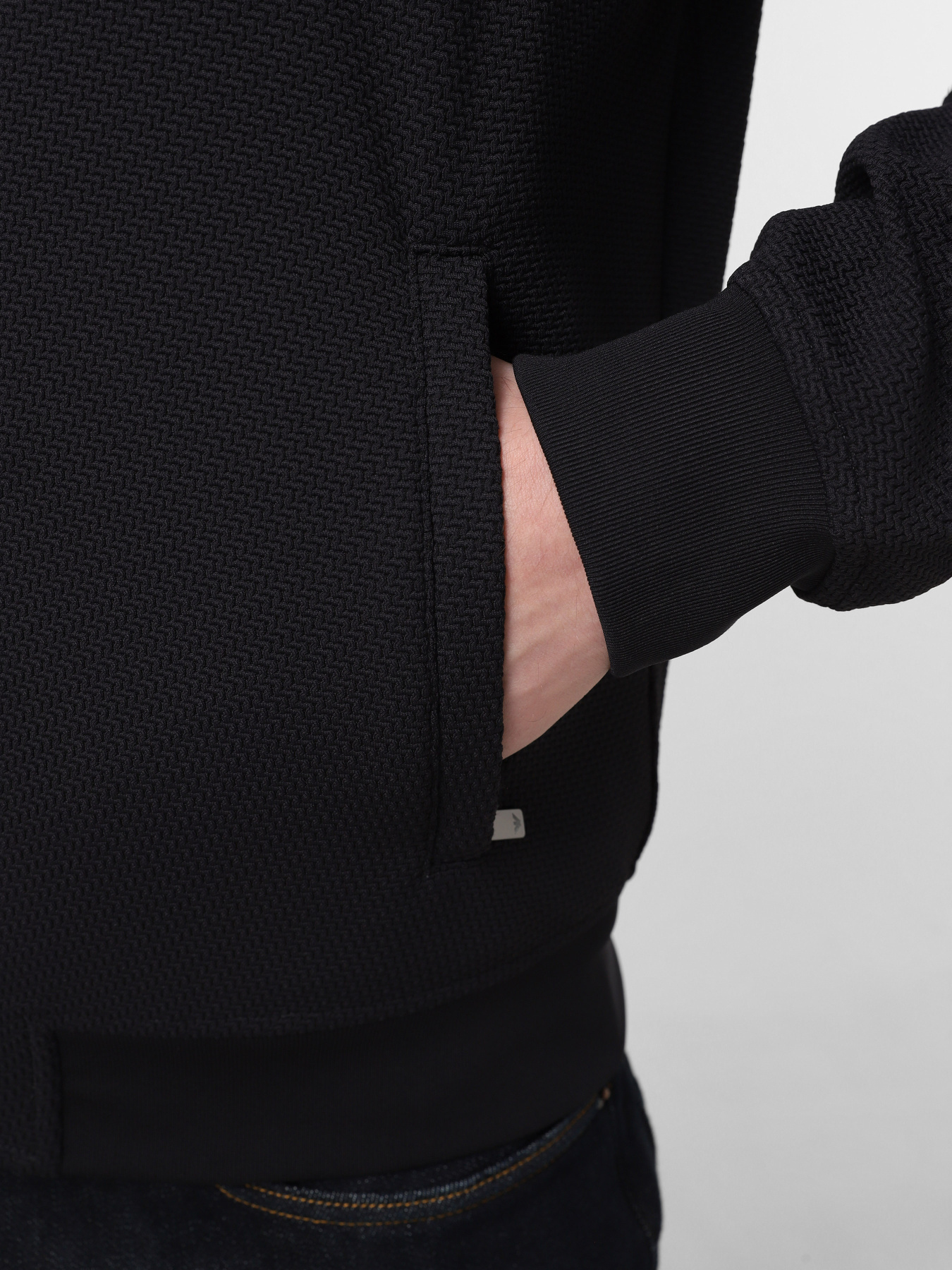 Бомбер Emporio Armani модель EM003606-AF19322-UB091 Фото