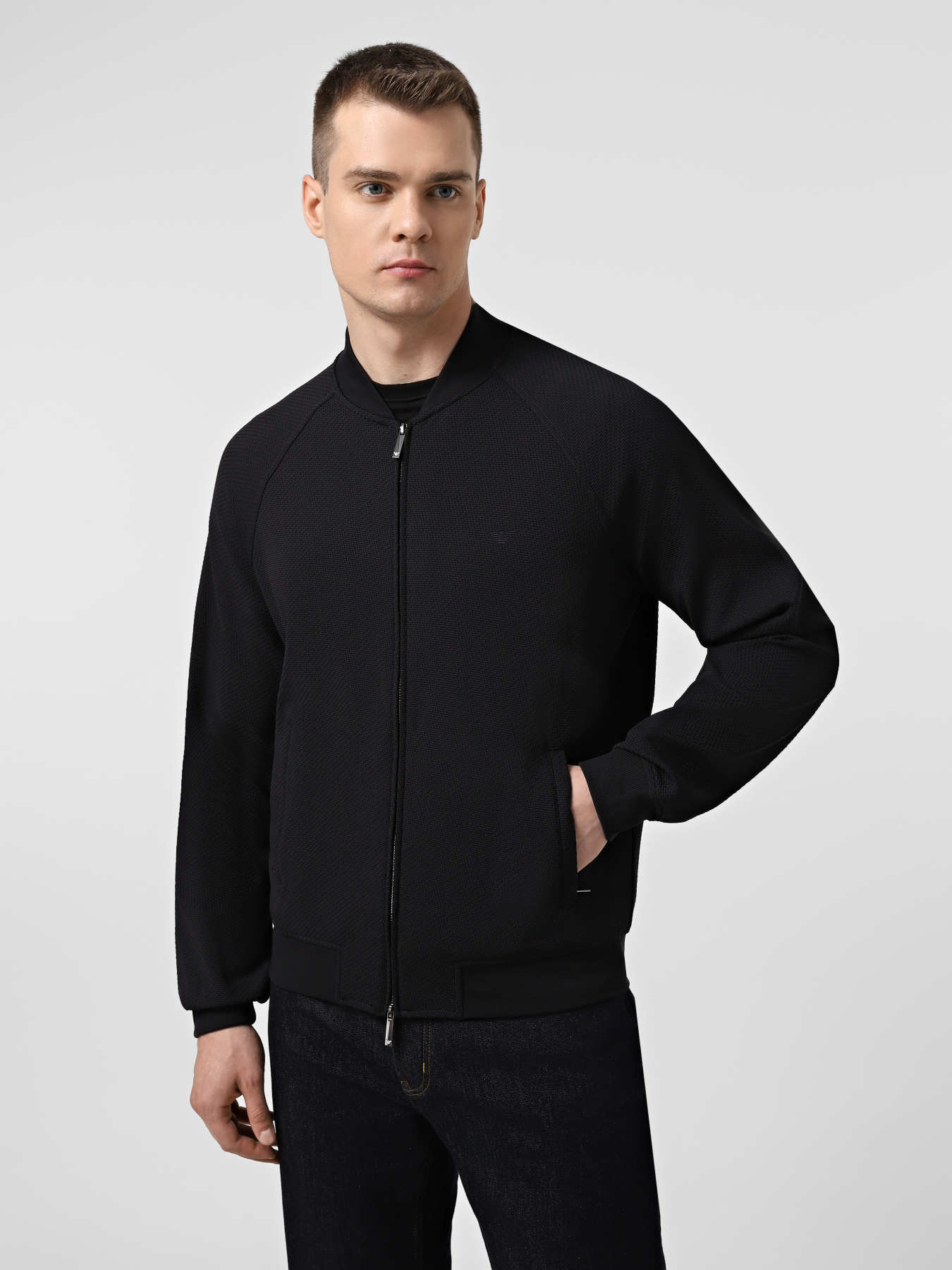 Бомбер Emporio Armani модель EM003606-AF19322-UB091 Фото