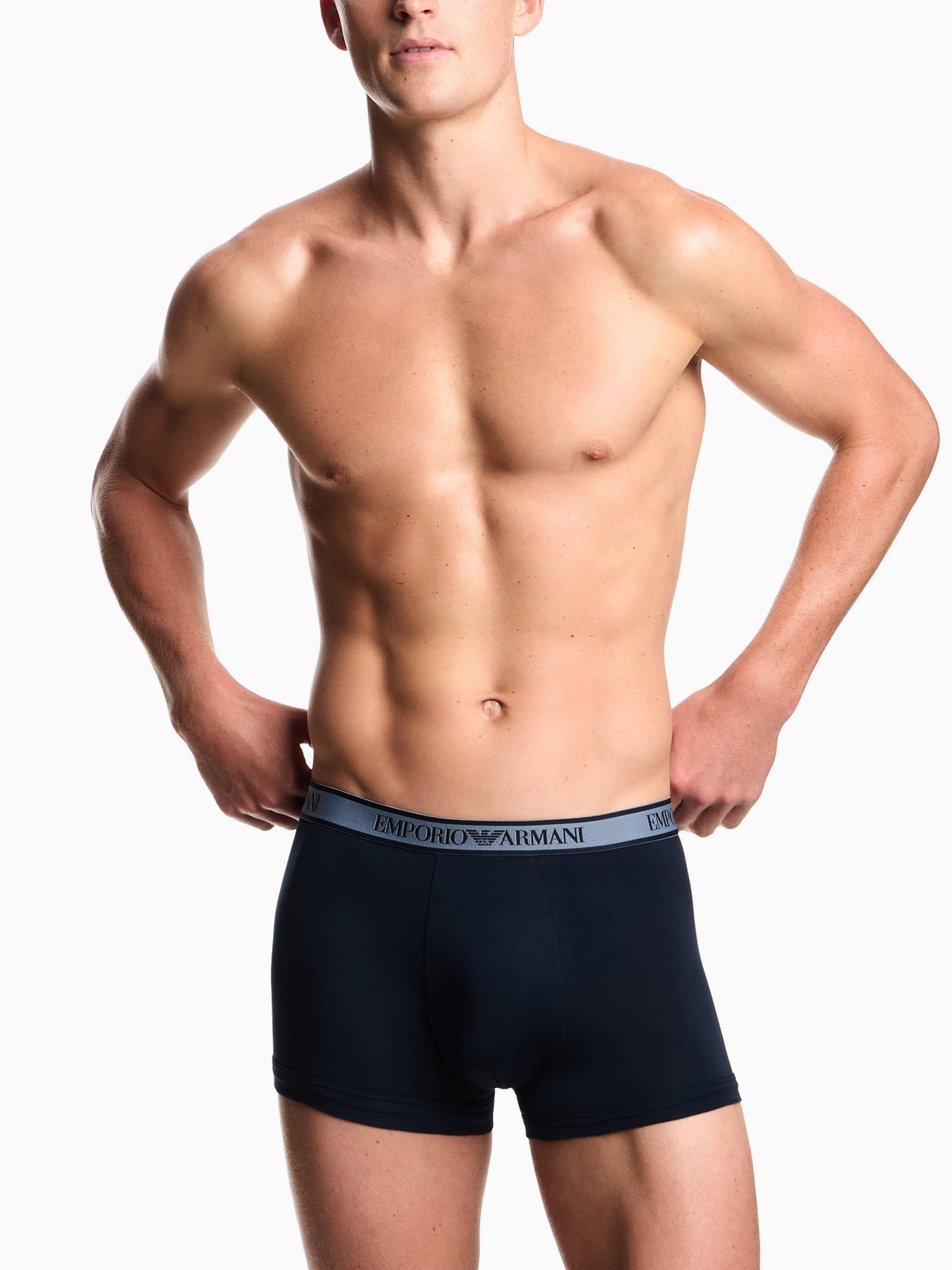 Набор трусов Emporio Armani модель EM000370-AF10779-MB089 Набор трусов Emporio Armani модель EM000370-AF10779-MB089 Фото